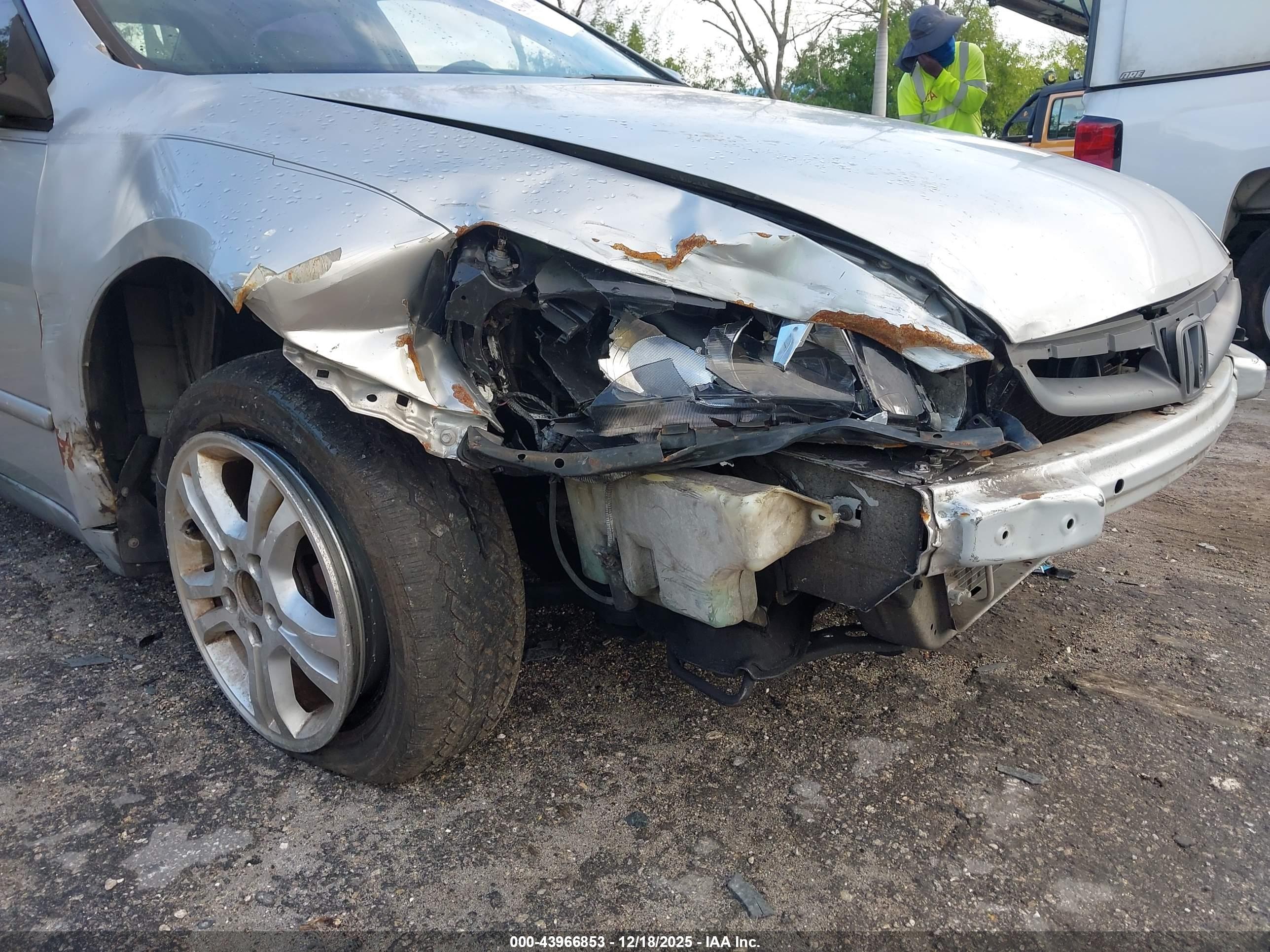 HONDA ACCORD image 6