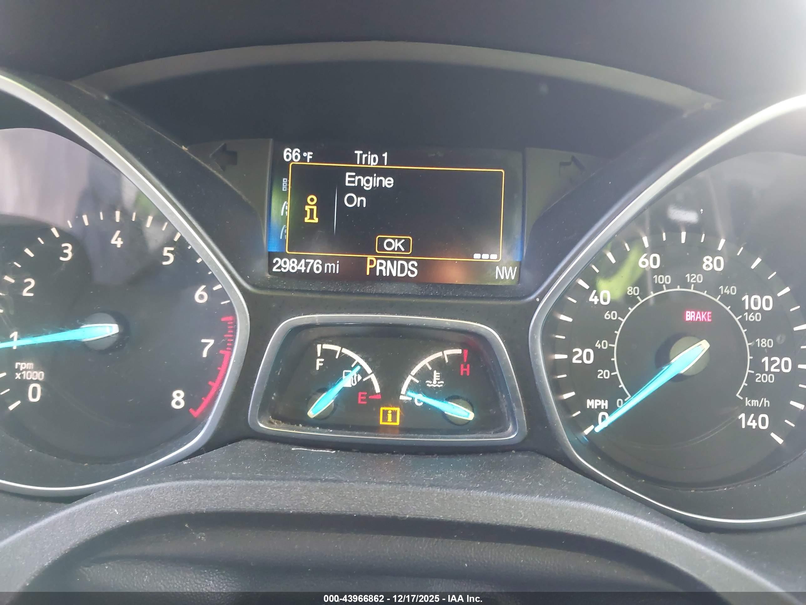 FORD ESCAPE image 7