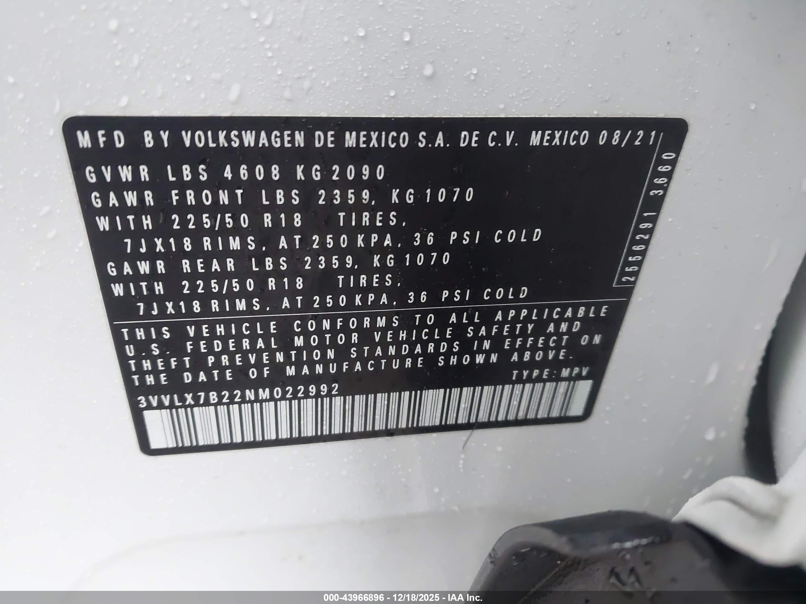 VOLKSWAGEN TAOS image 9