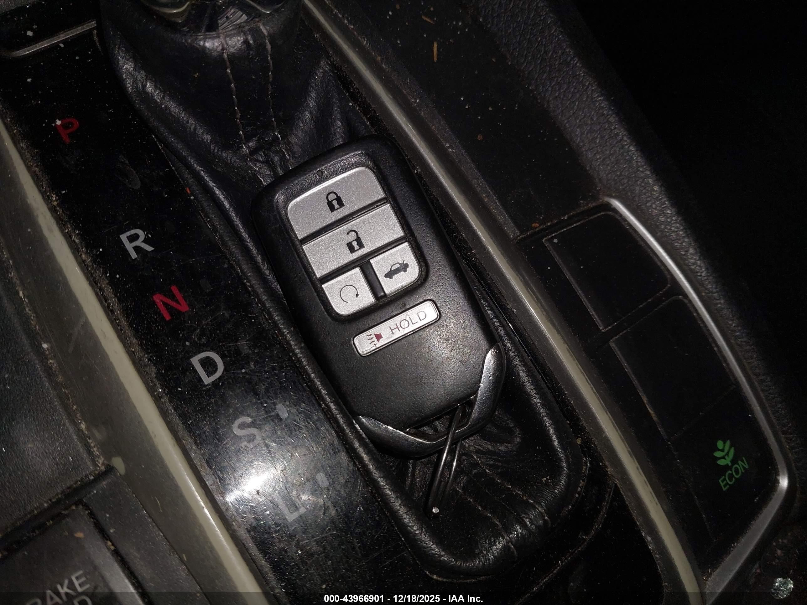 HONDA CIVIC image 11