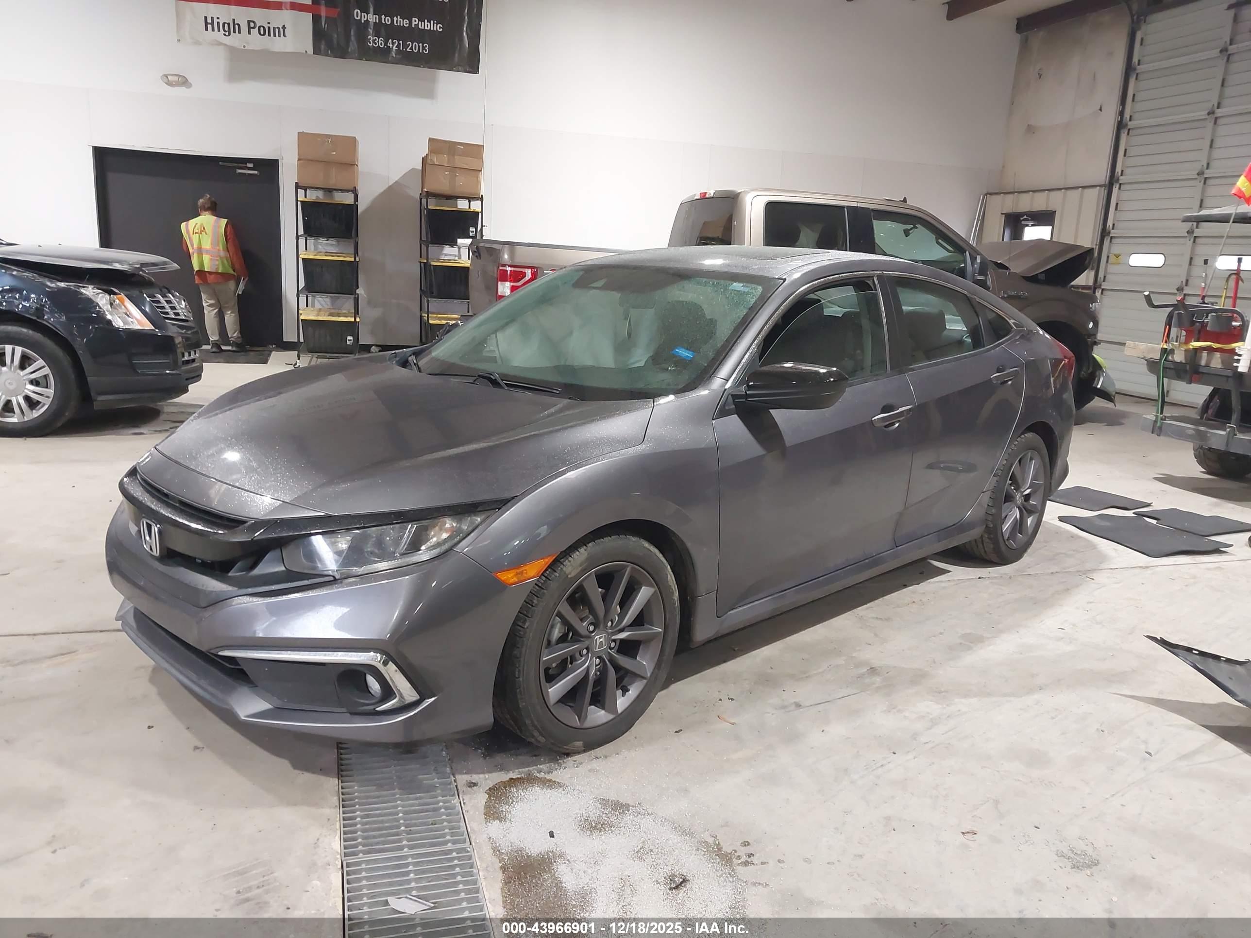 HONDA CIVIC image 2