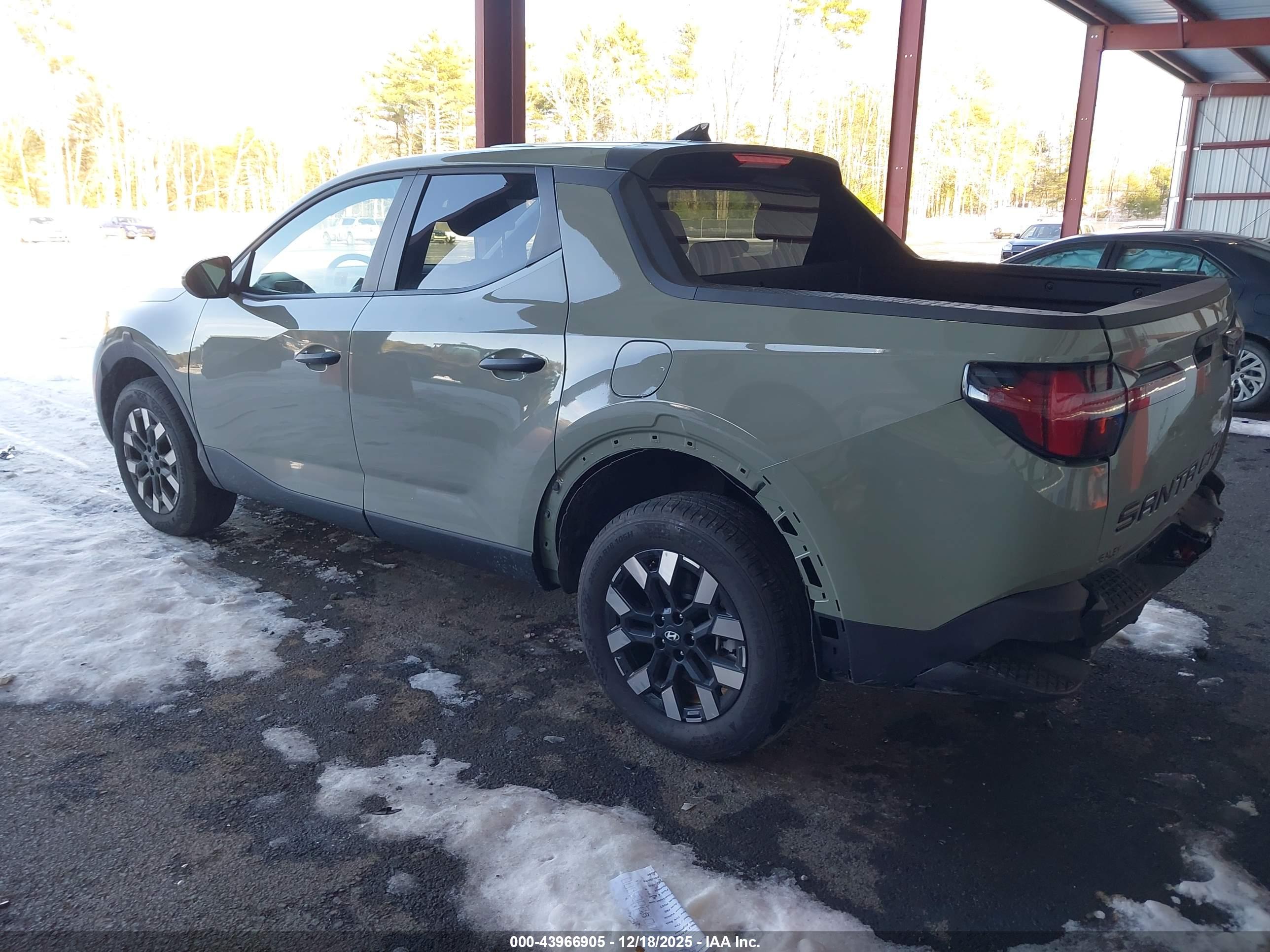 HYUNDAI SANTA image 3