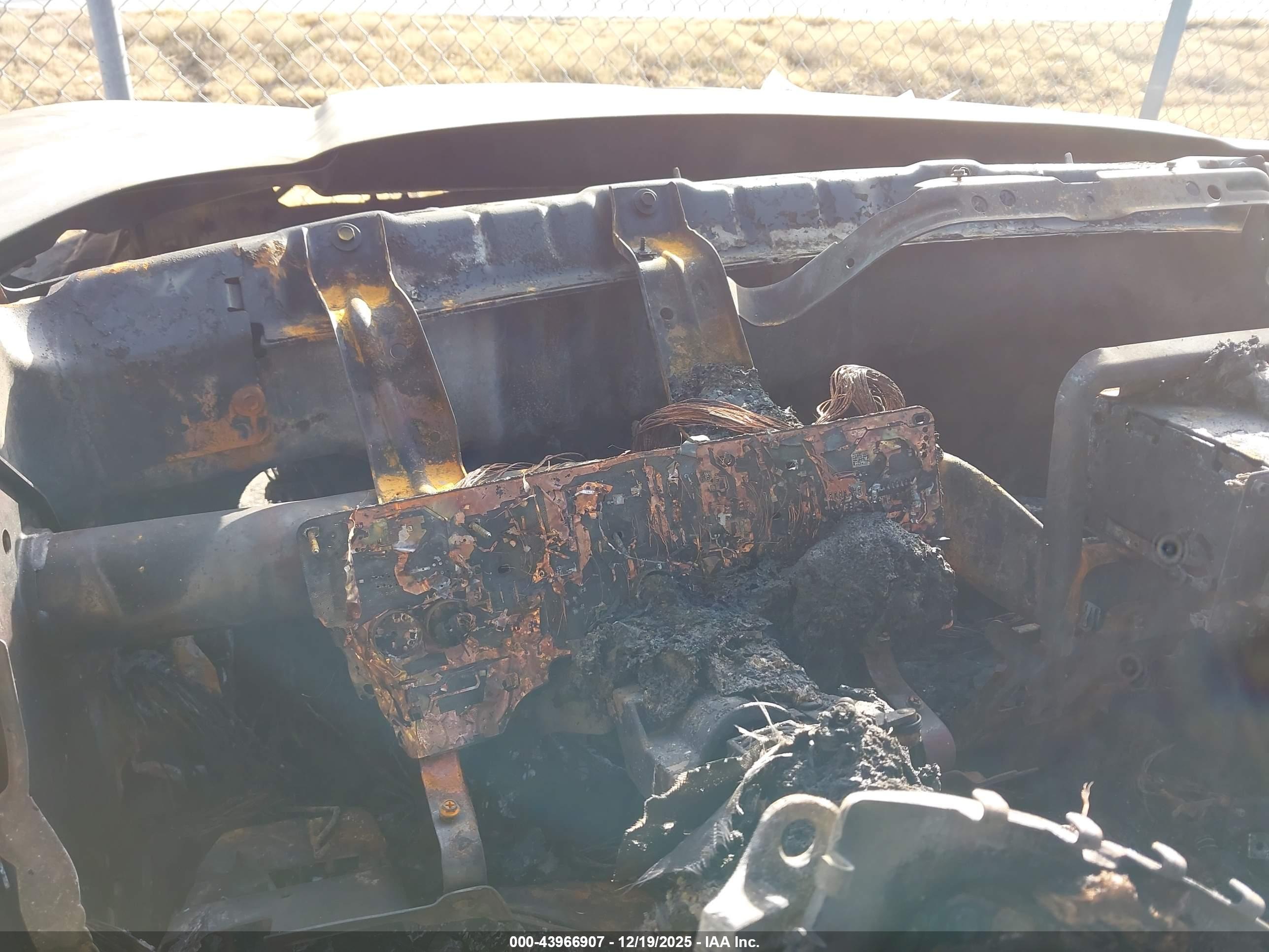 DODGE DAKOTA image 7