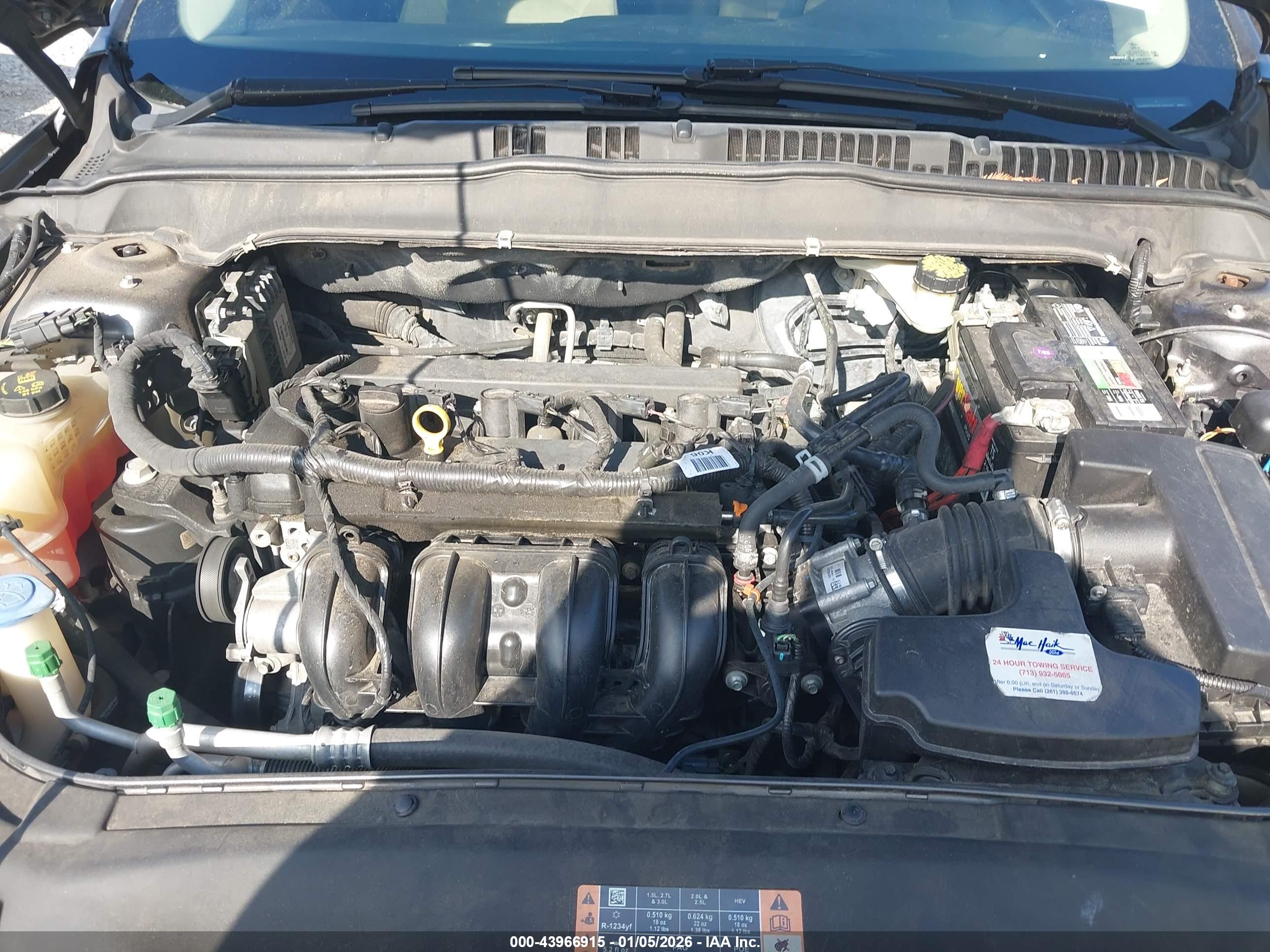 FORD FUSION image 10
