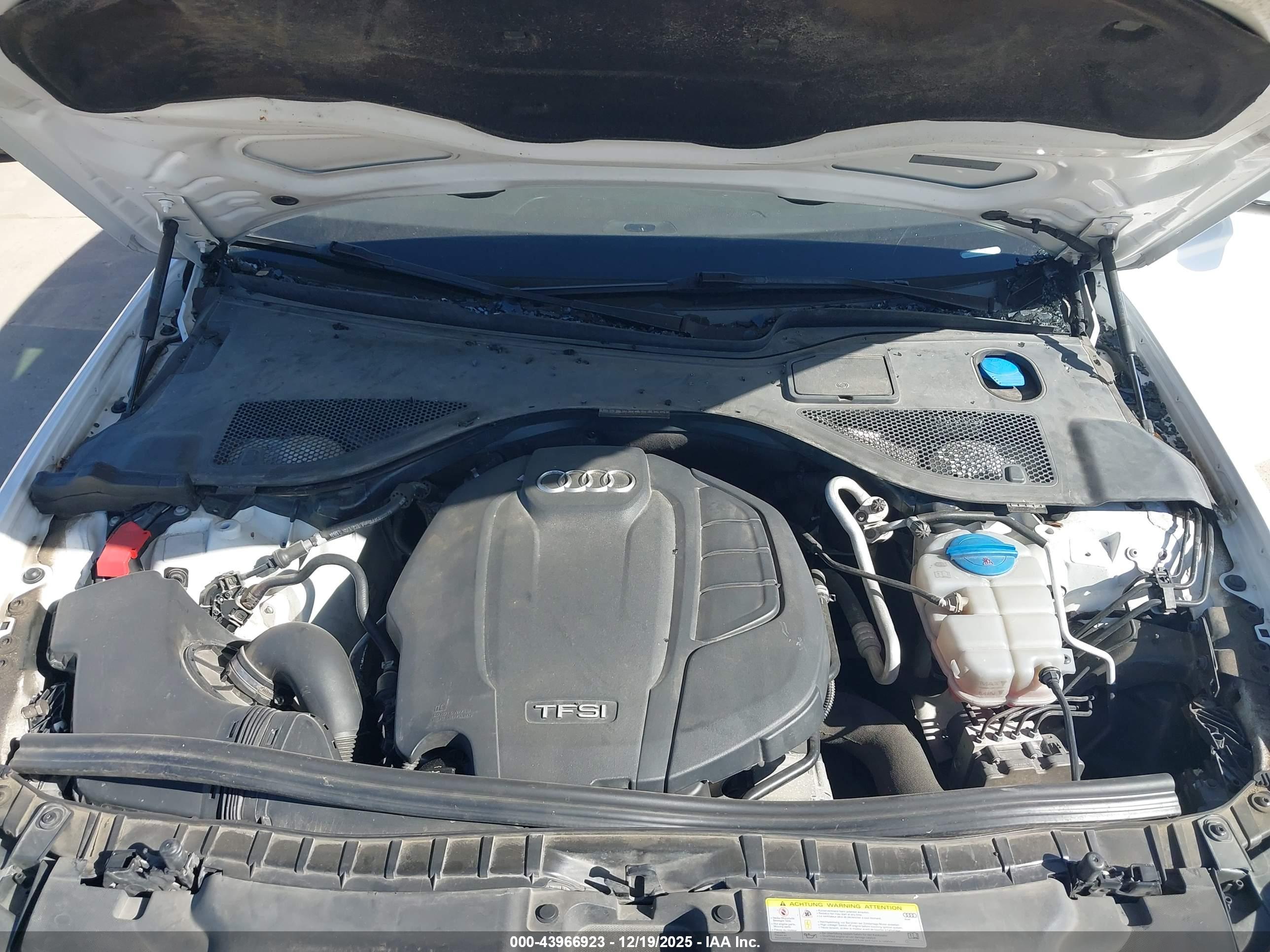 AUDI A6 image 10