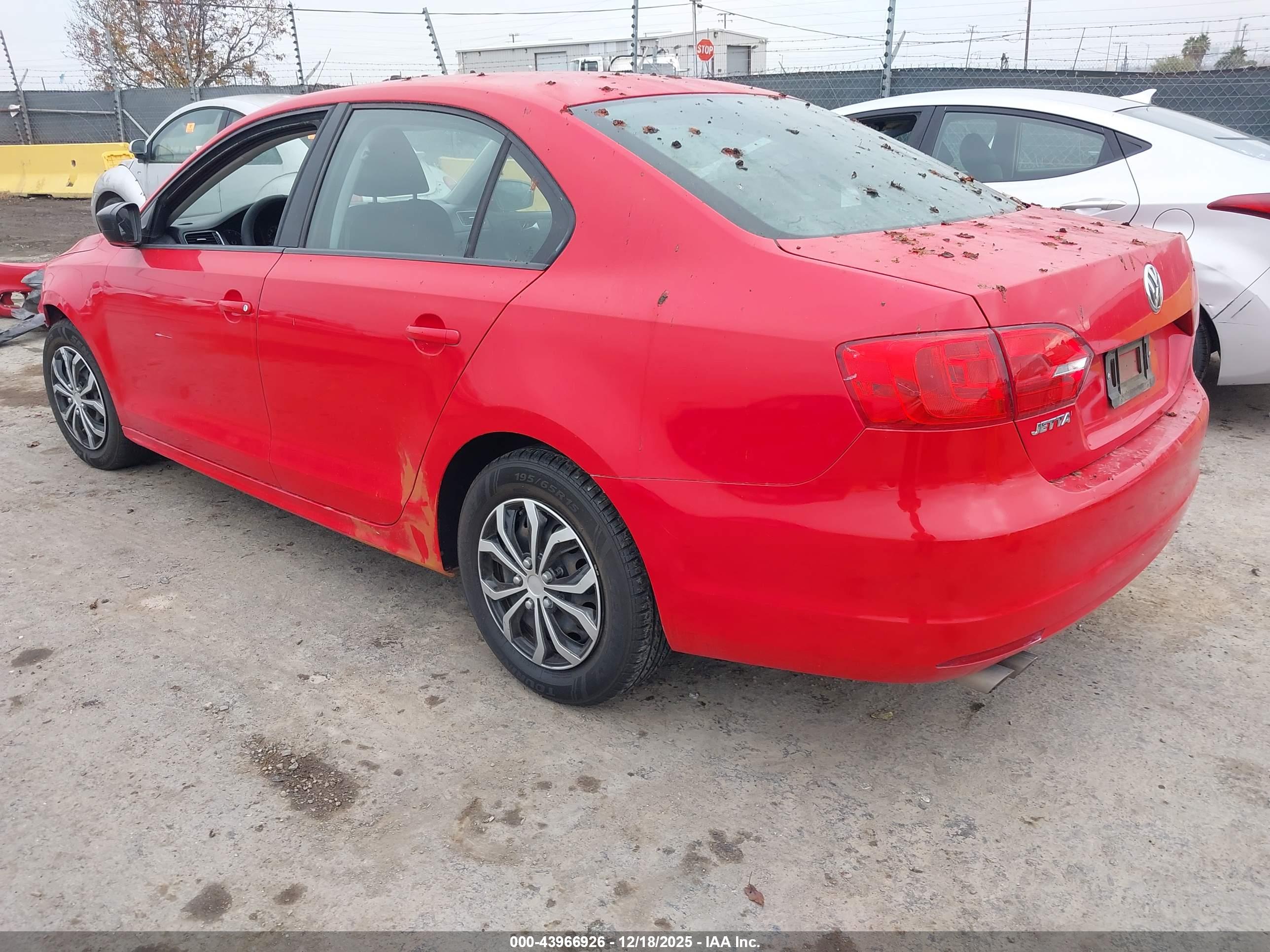 VOLKSWAGEN JETTA image 3