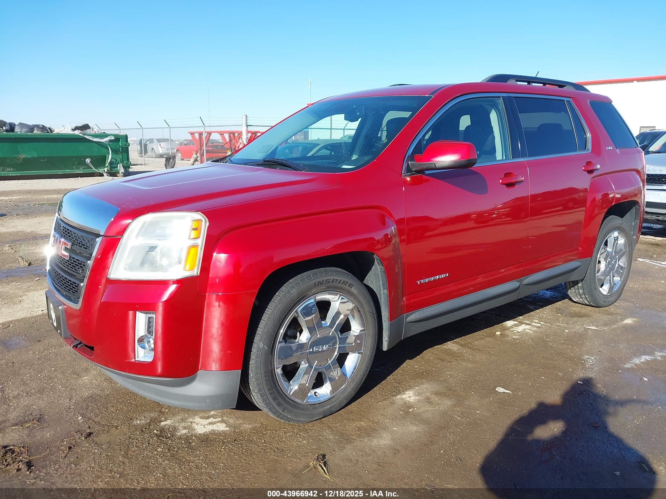 GMC TERRAIN image 2