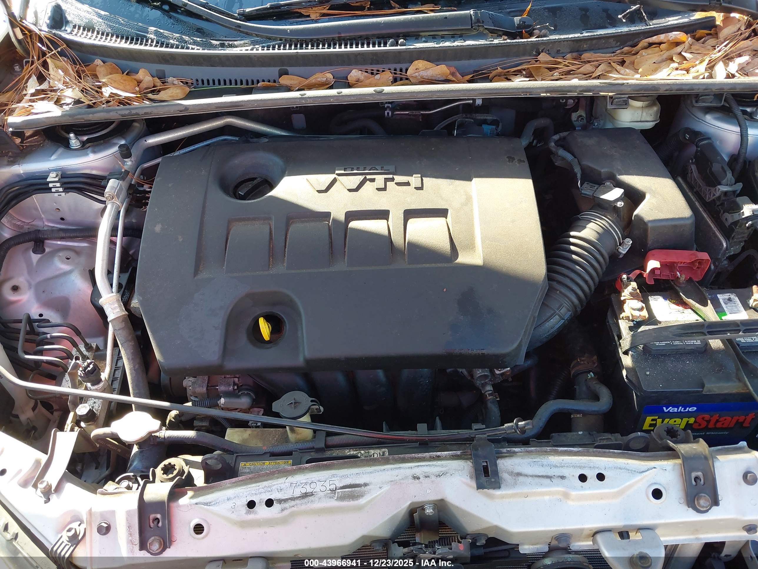 TOYOTA COROLLA image 10