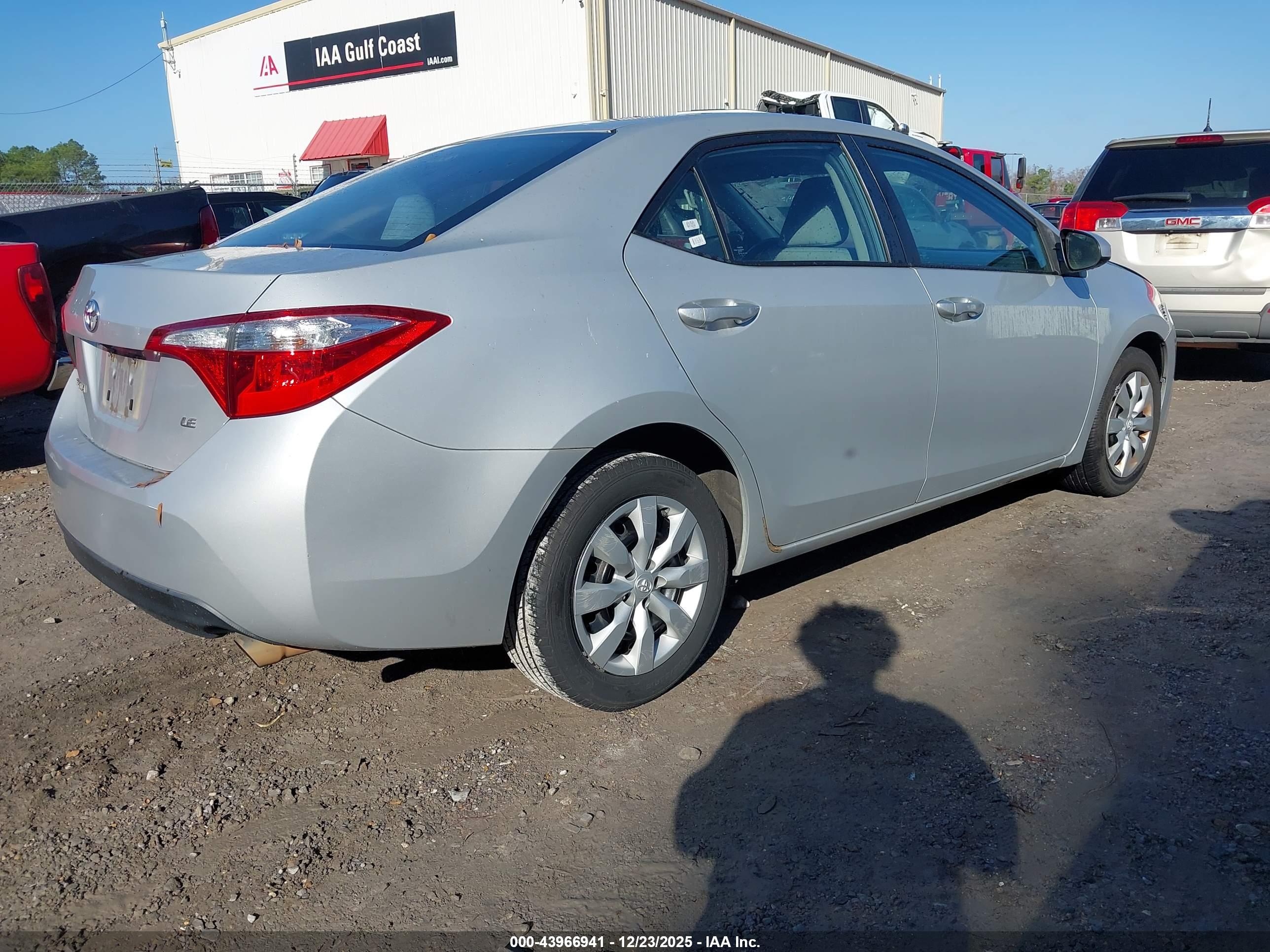 TOYOTA COROLLA image 4