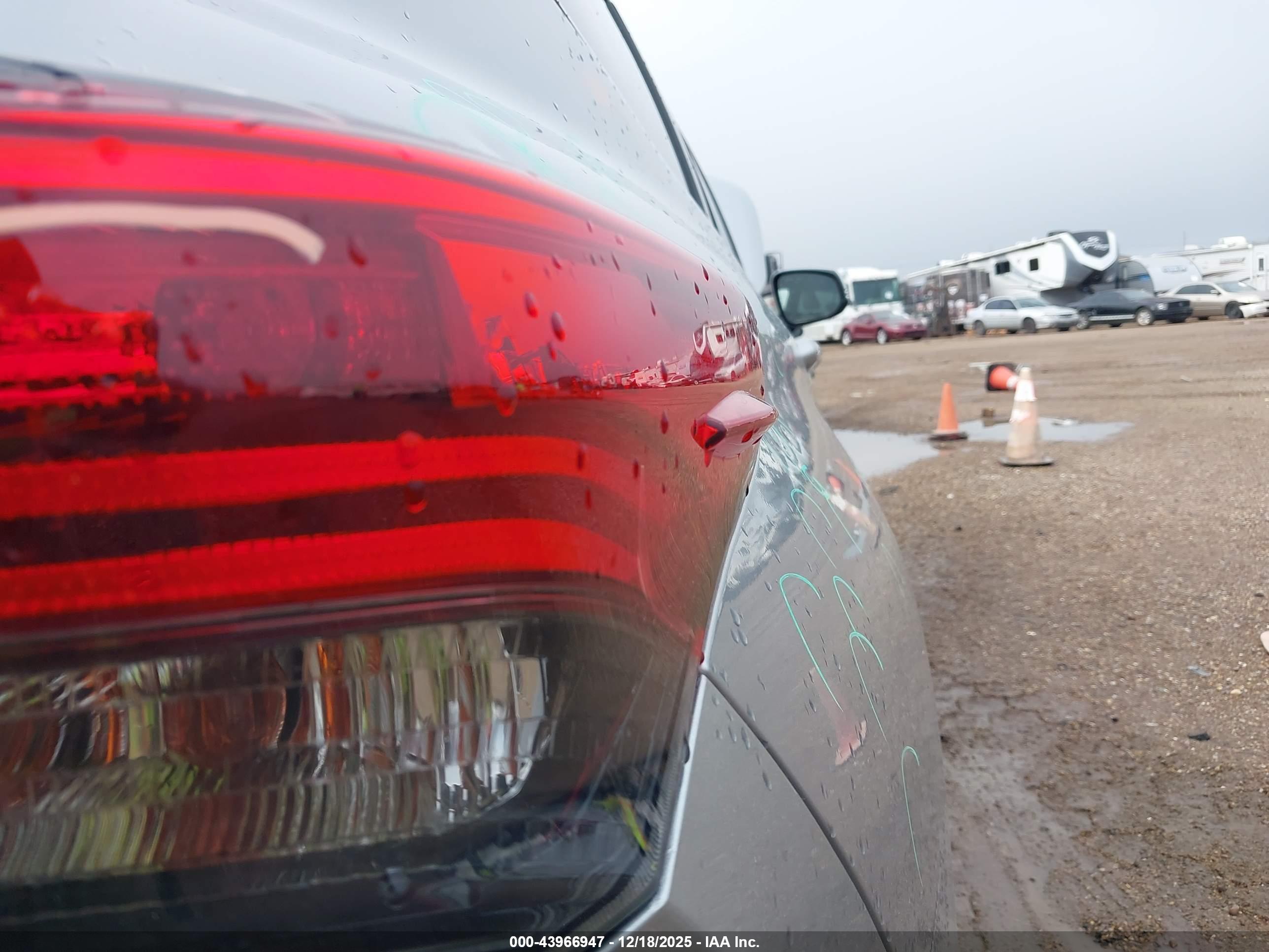 TOYOTA HIGHLANDER image 6
