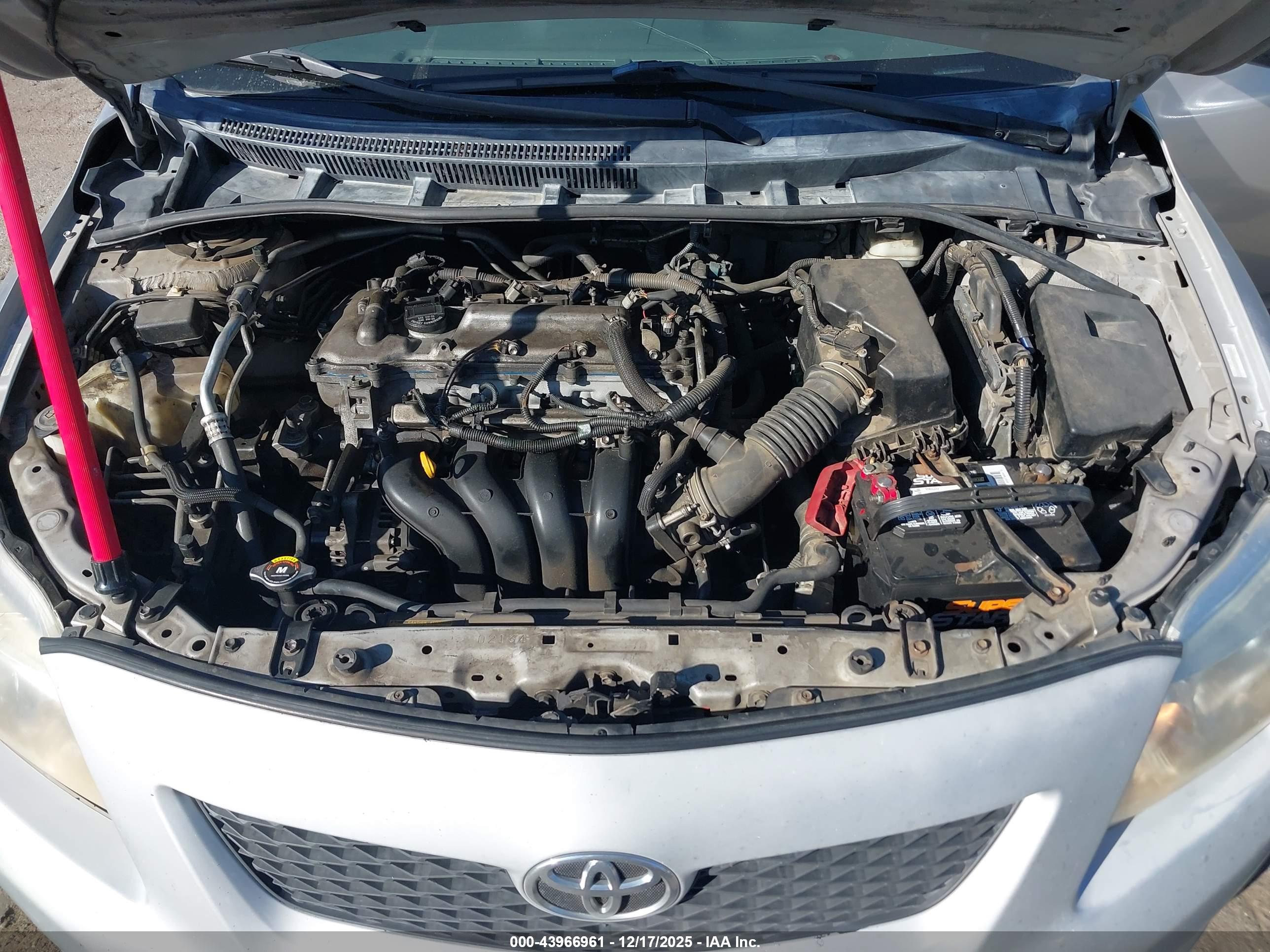 TOYOTA COROLLA image 10
