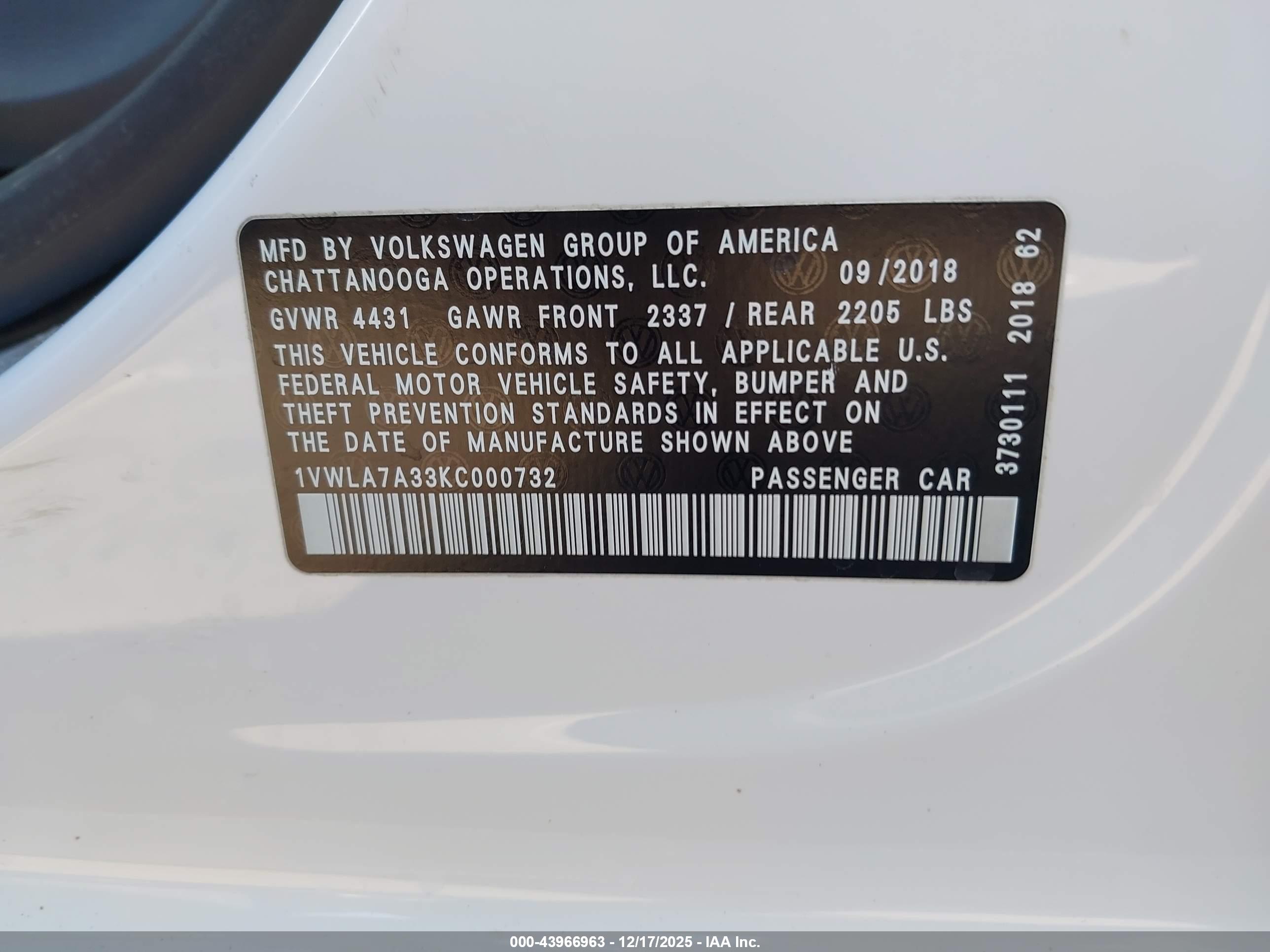VOLKSWAGEN PASSAT image 9