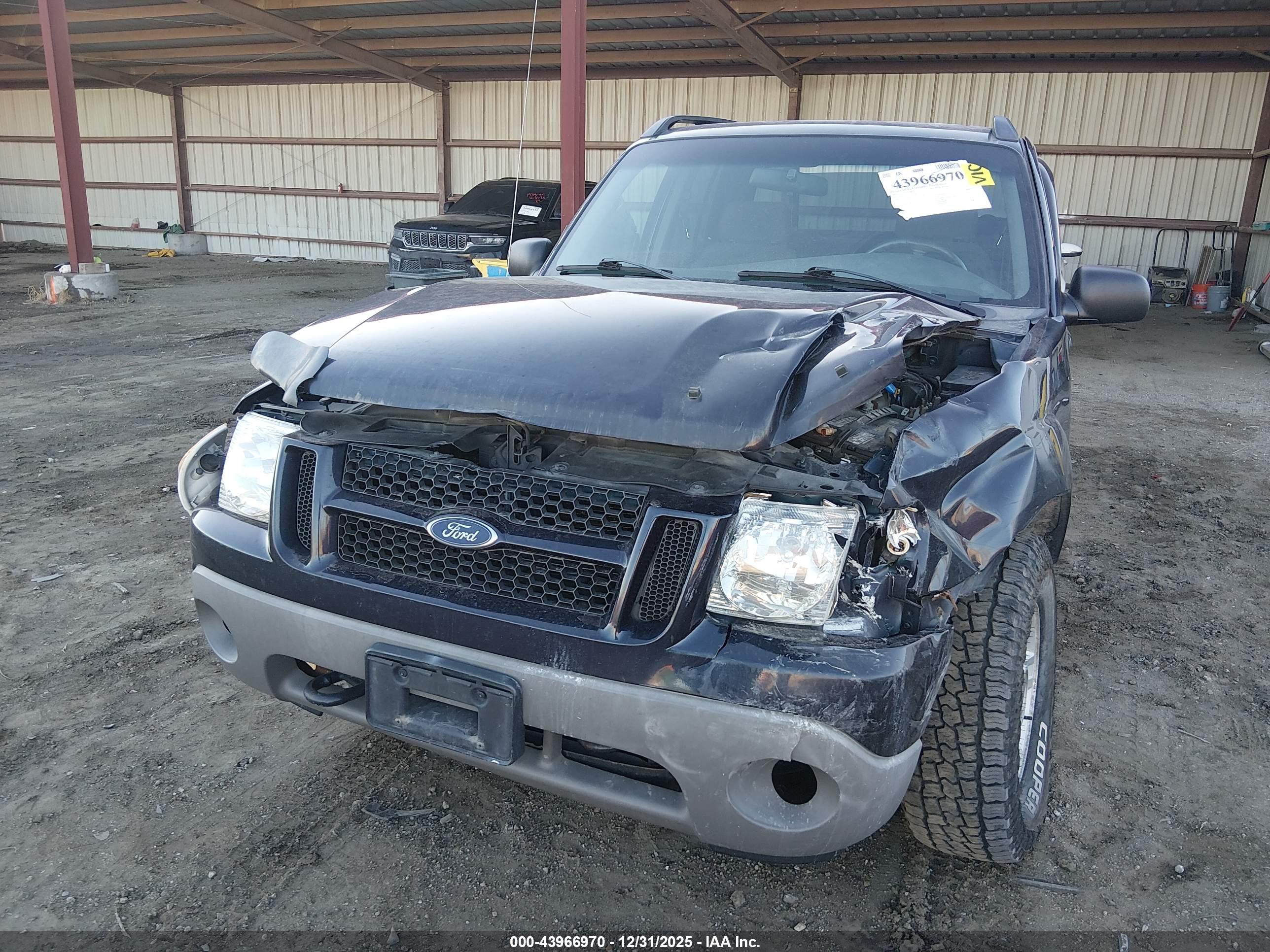FORD EXPLORER image 6