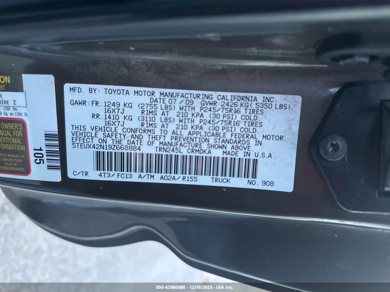 TOYOTA TACOMA image 9