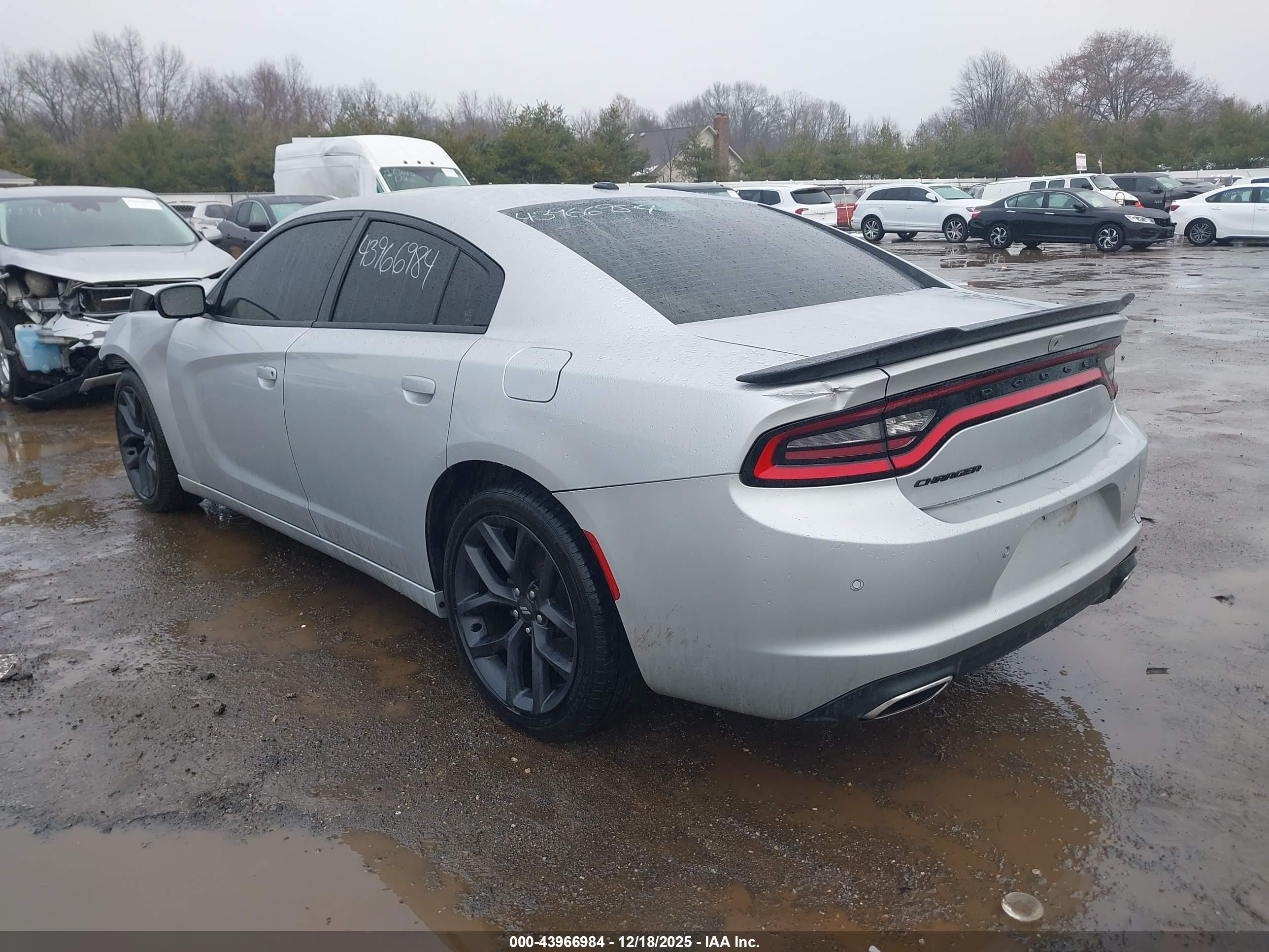DODGE CHARGER image 3