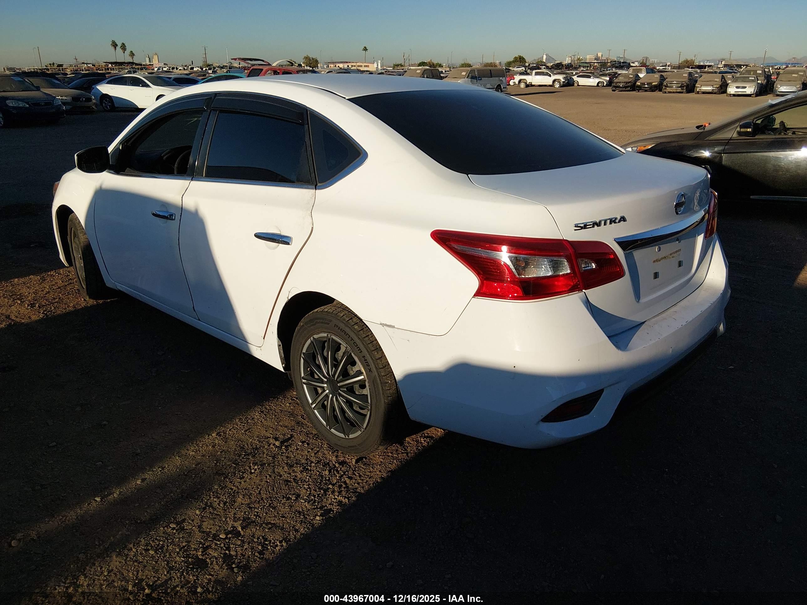 NISSAN SENTRA image 3