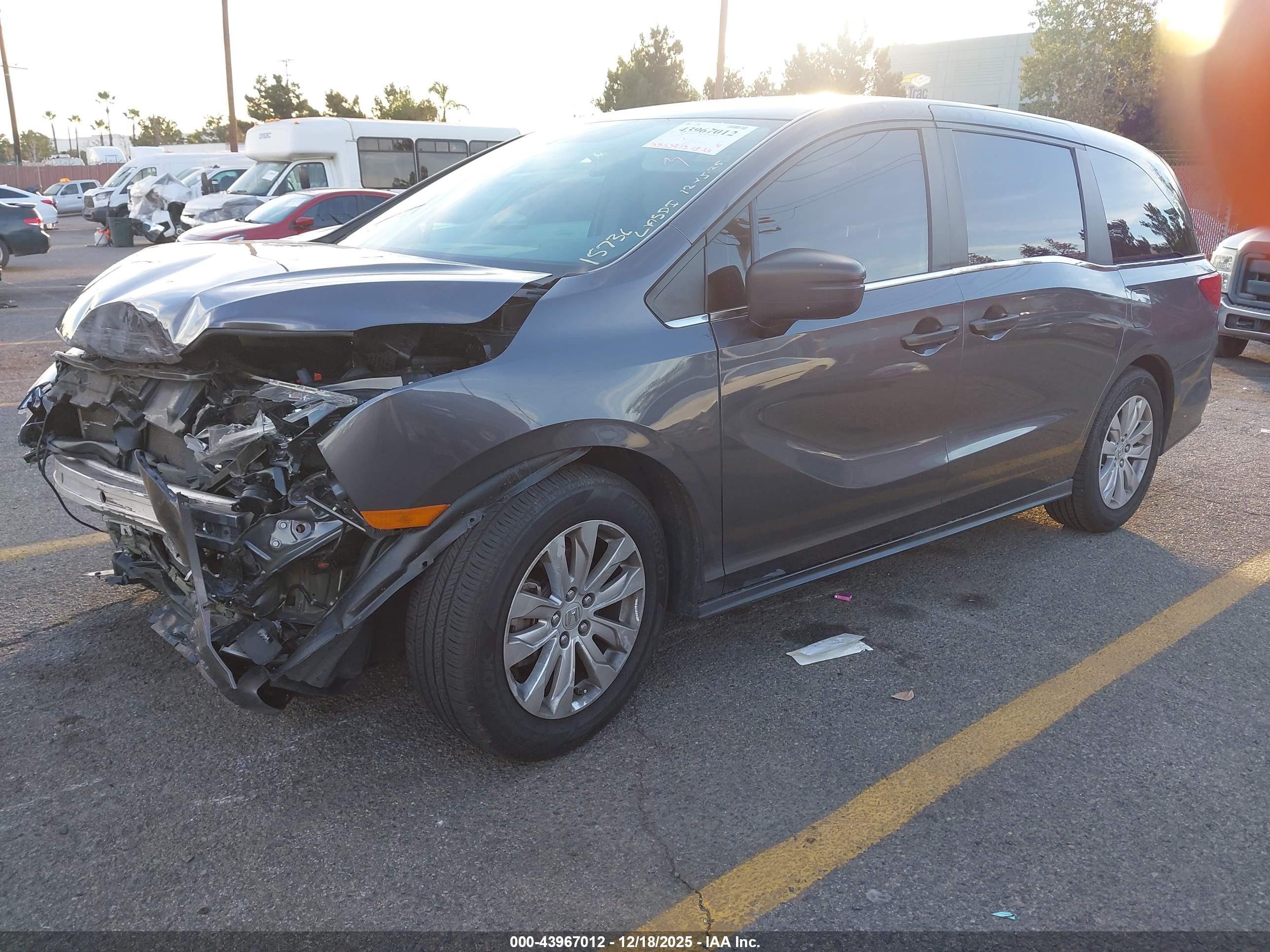 HONDA ODYSSEY image 2