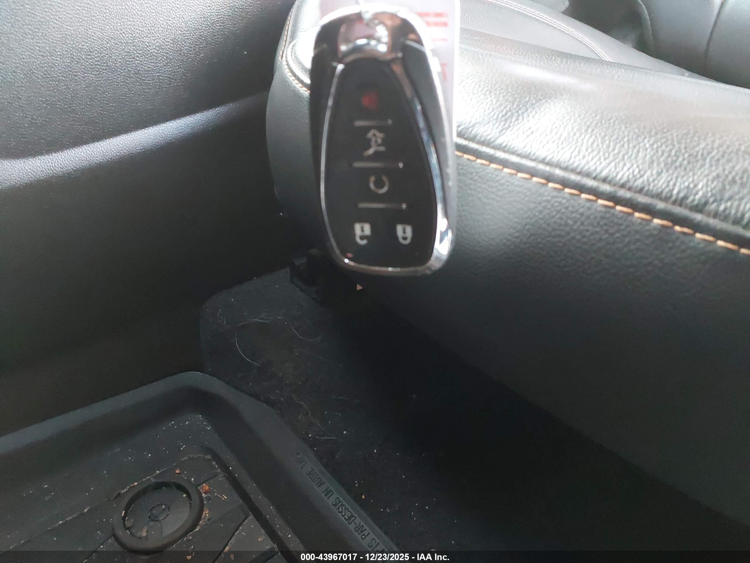 CHEVROLET TRAVERSE image 11