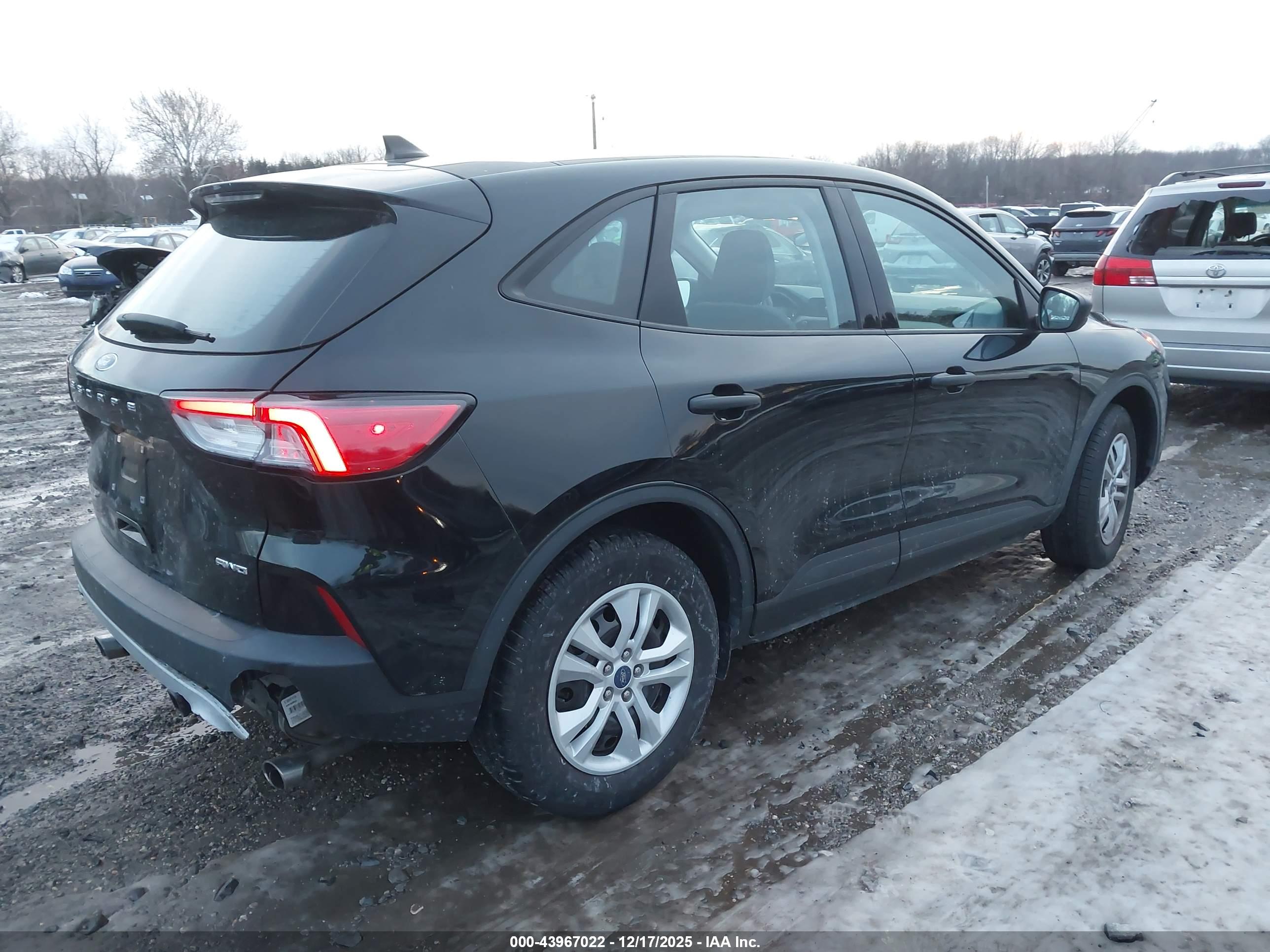 FORD ESCAPE image 4