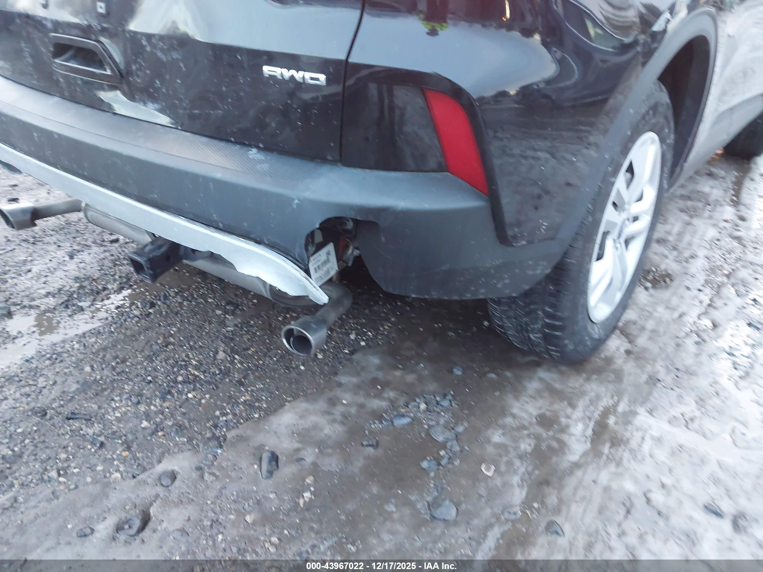 FORD ESCAPE image 6