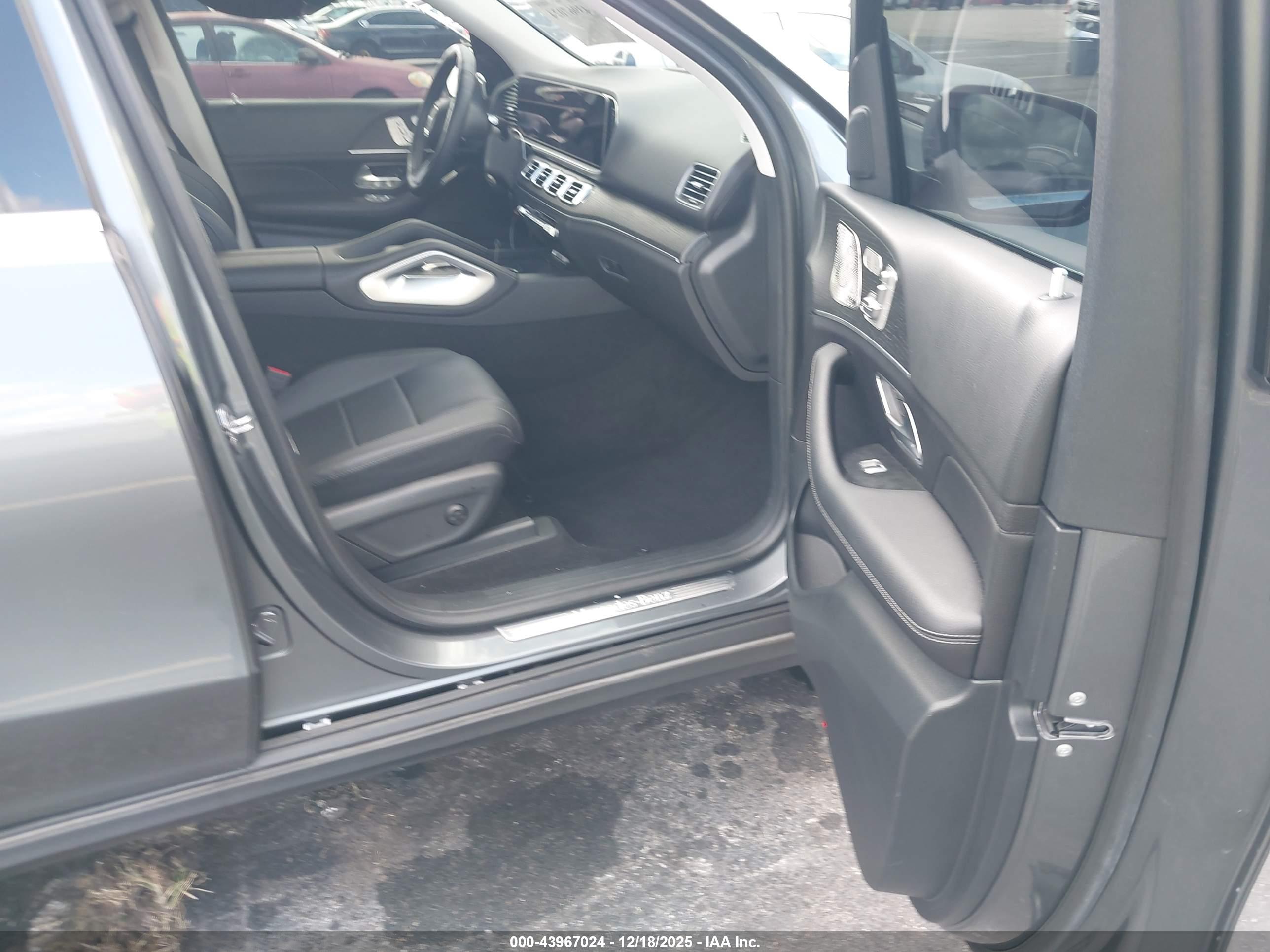 MERCEDES-BENZ GLE image 5