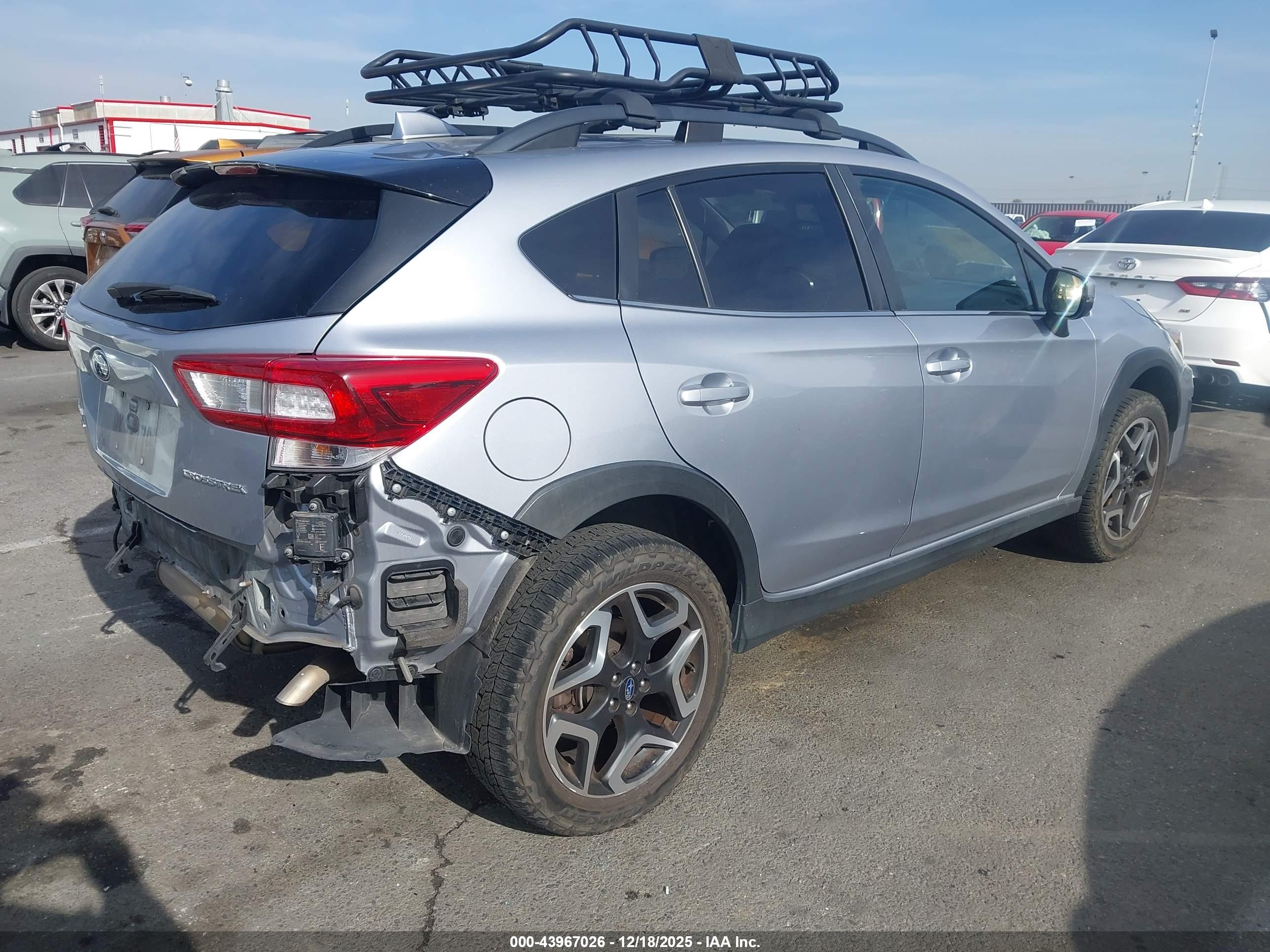 SUBARU CROSSTREK image 4