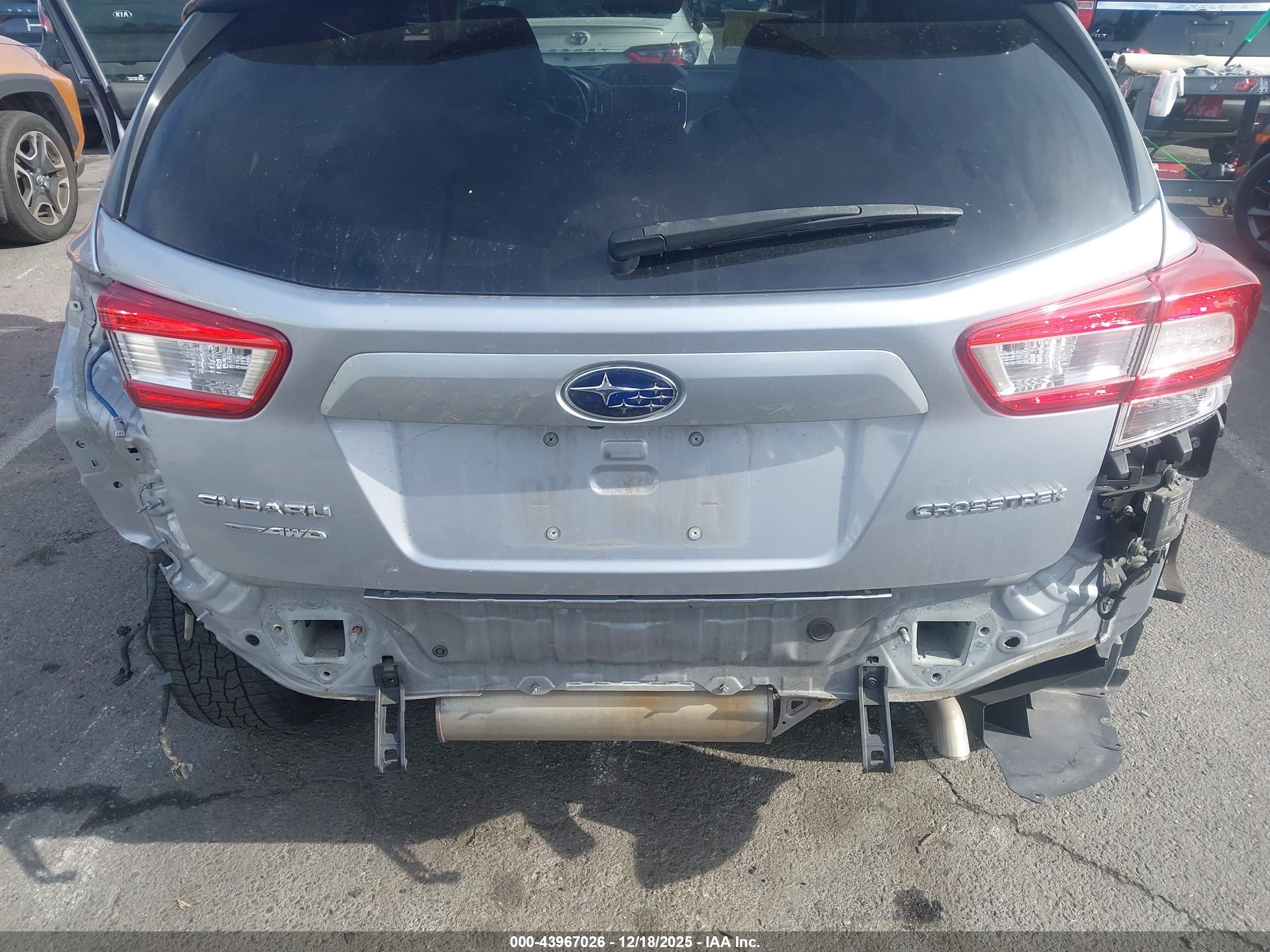 SUBARU CROSSTREK image 6