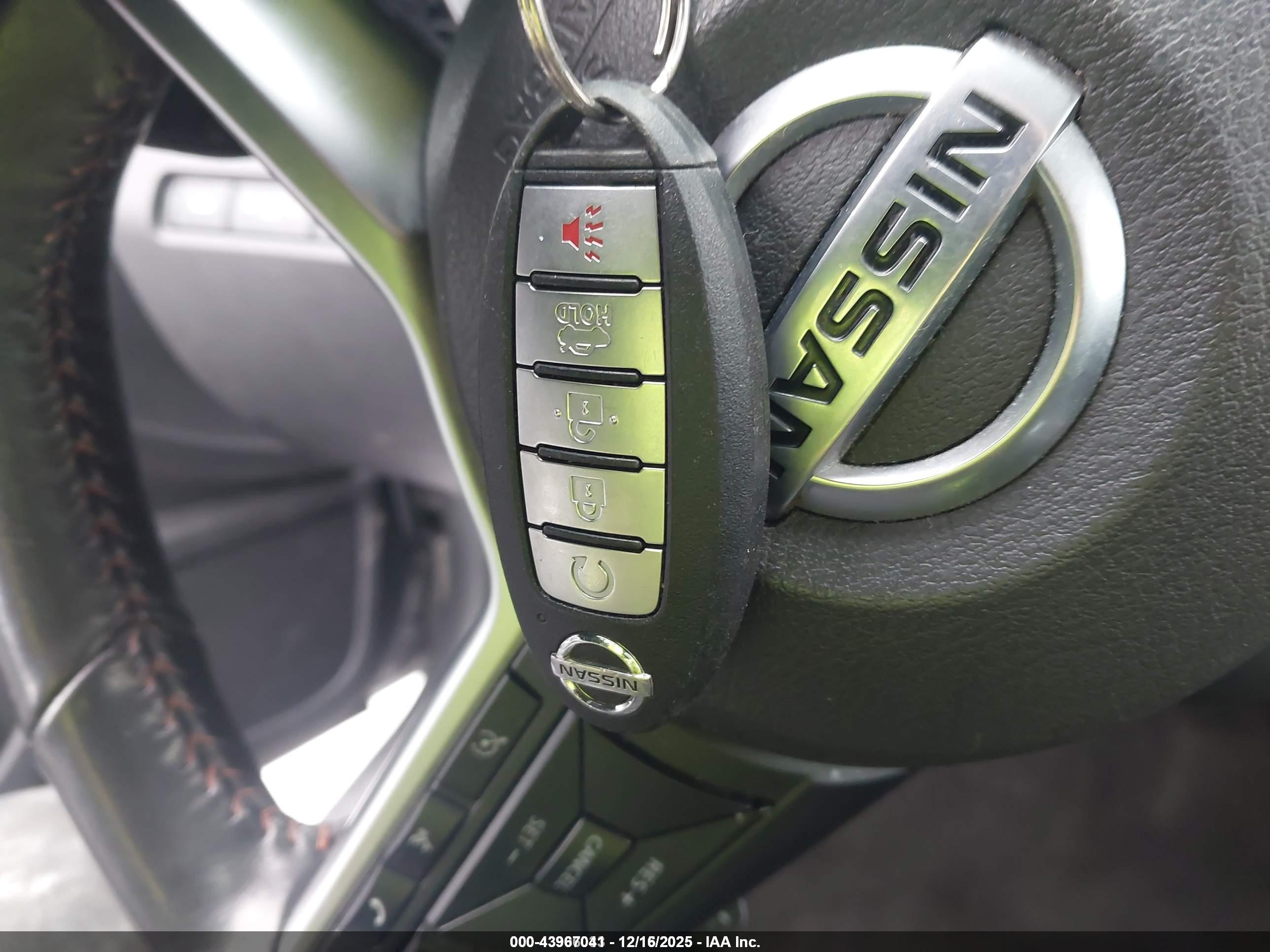 NISSAN ALTIMA image 11