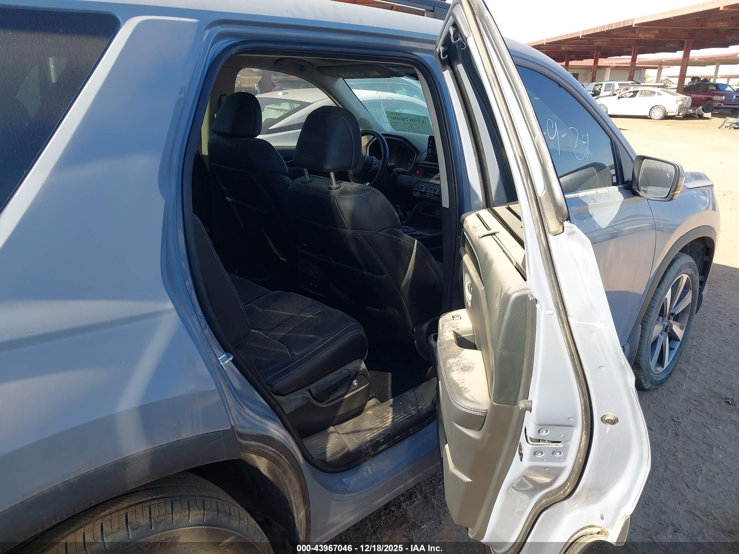 HONDA PILOT image 8