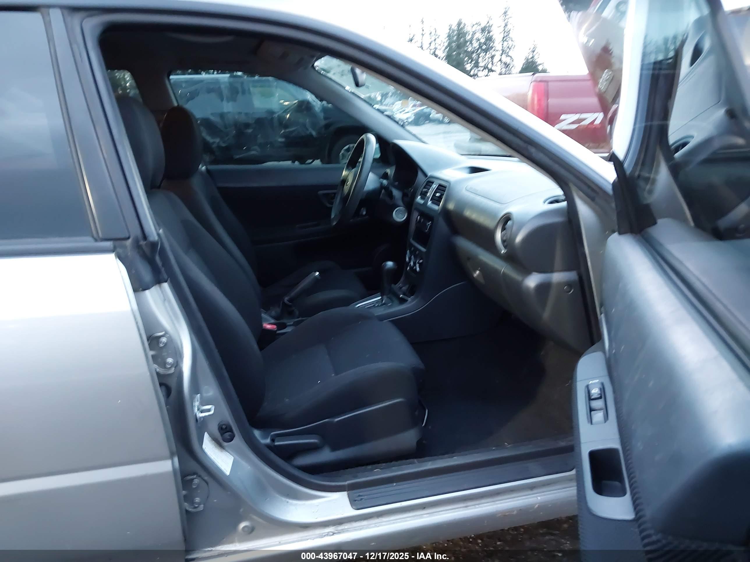 SUBARU IMPREZA image 5