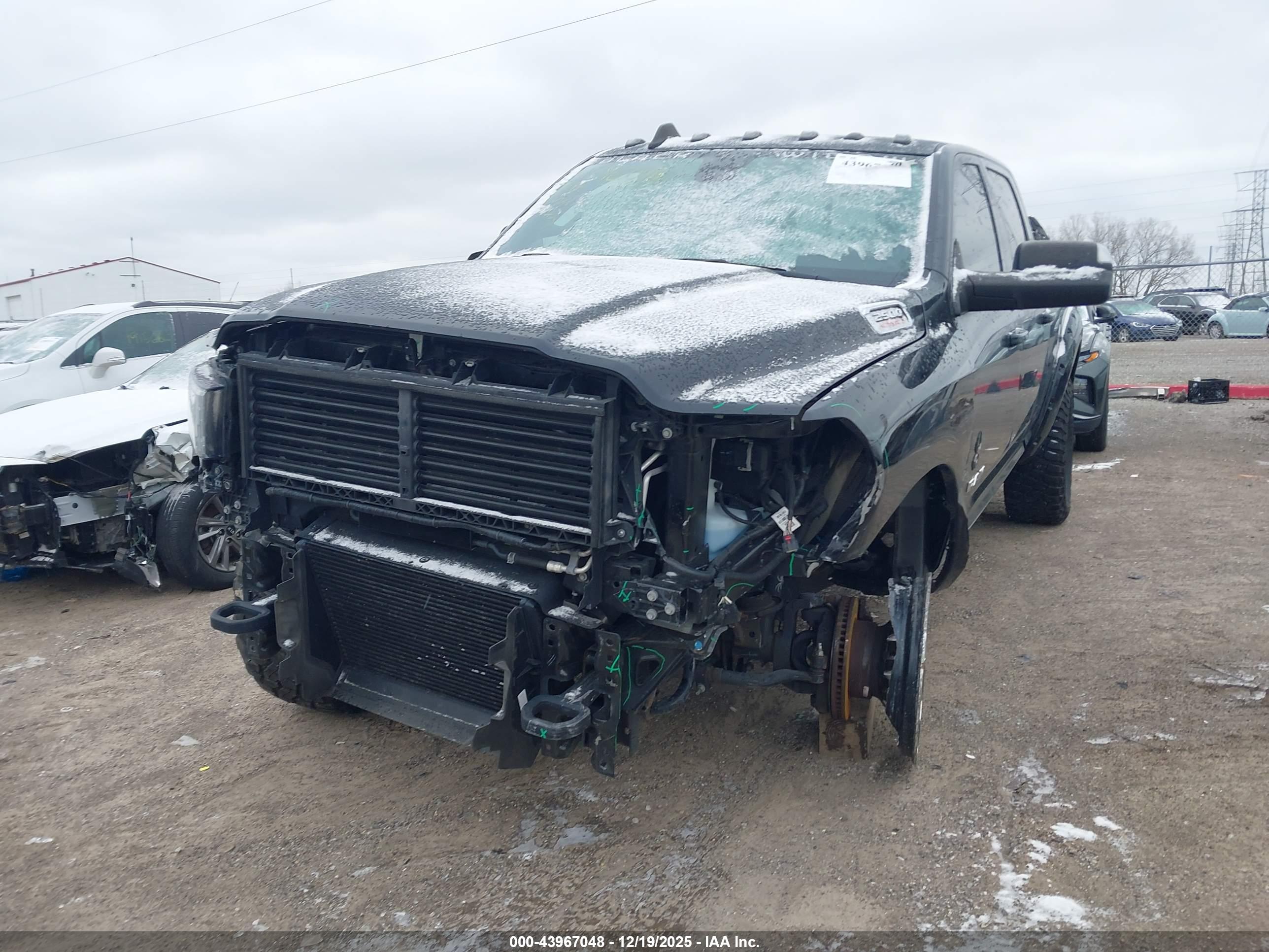 RAM 2500 image 2