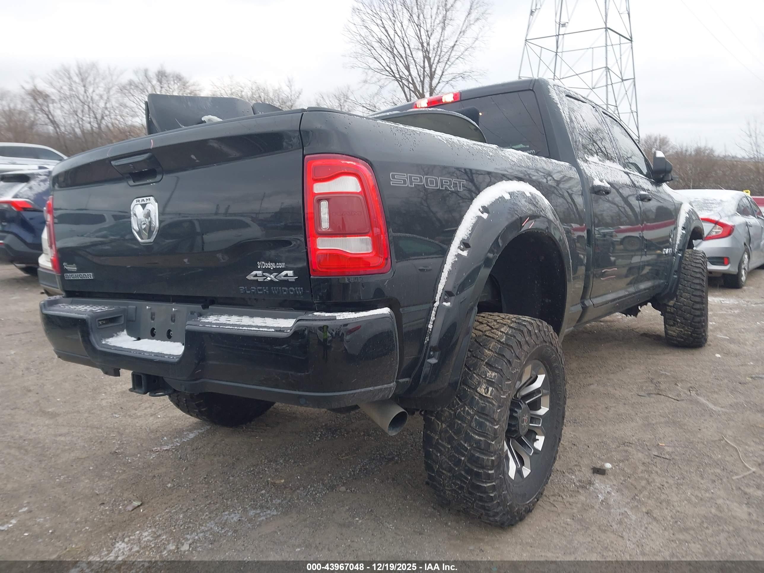 RAM 2500 image 4