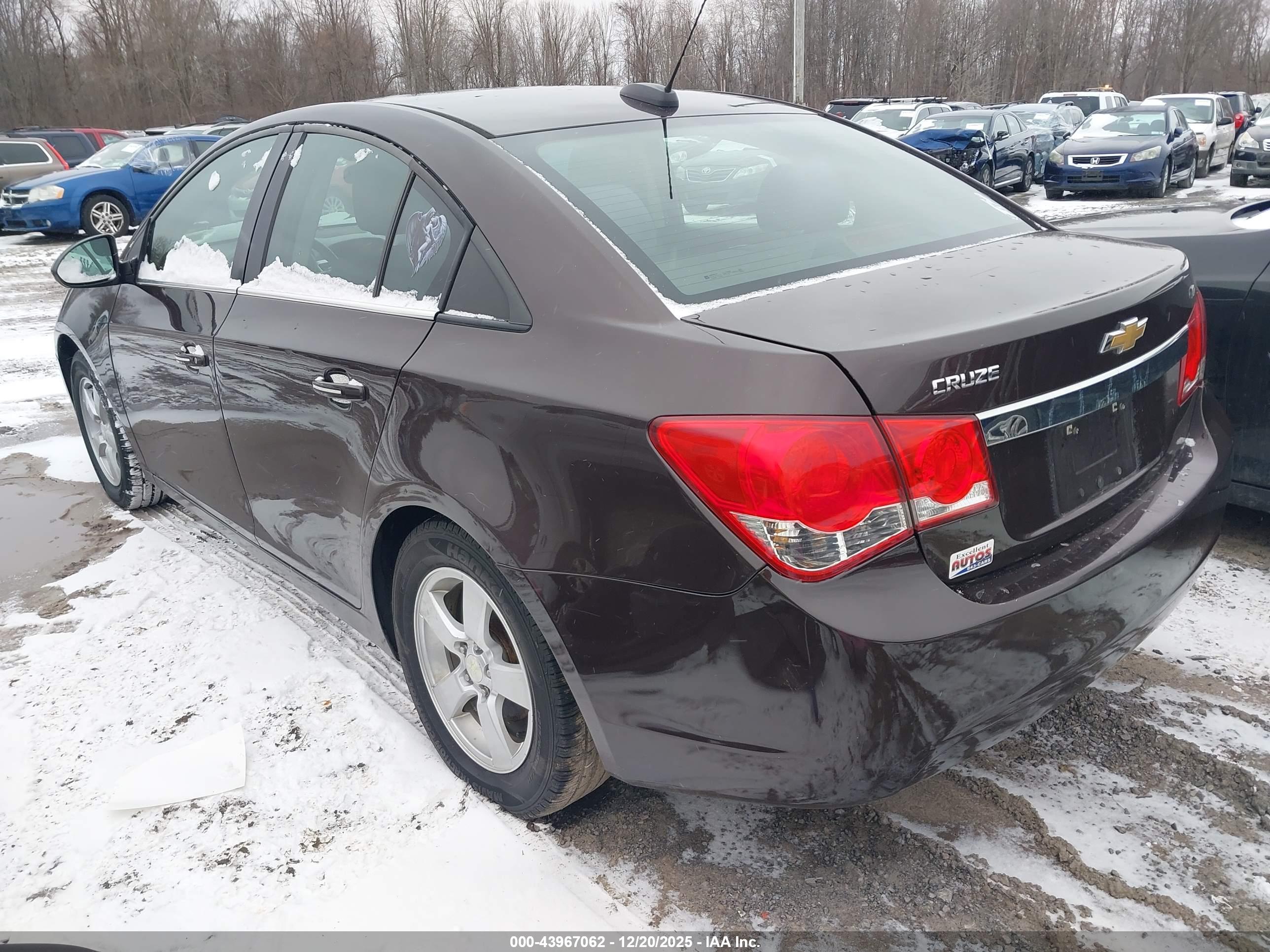 CHEVROLET CRUZE image 3