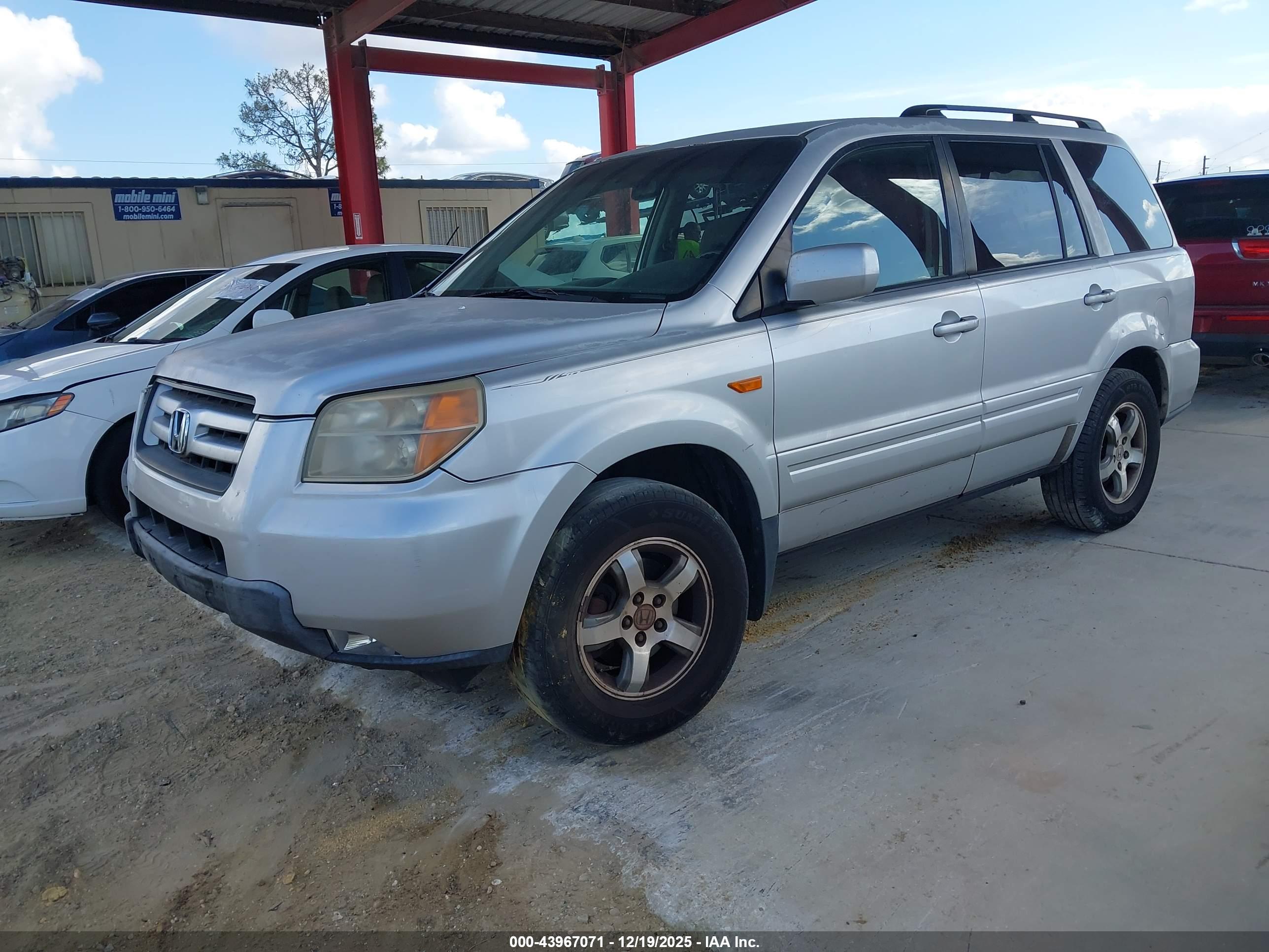 HONDA PILOT image 2