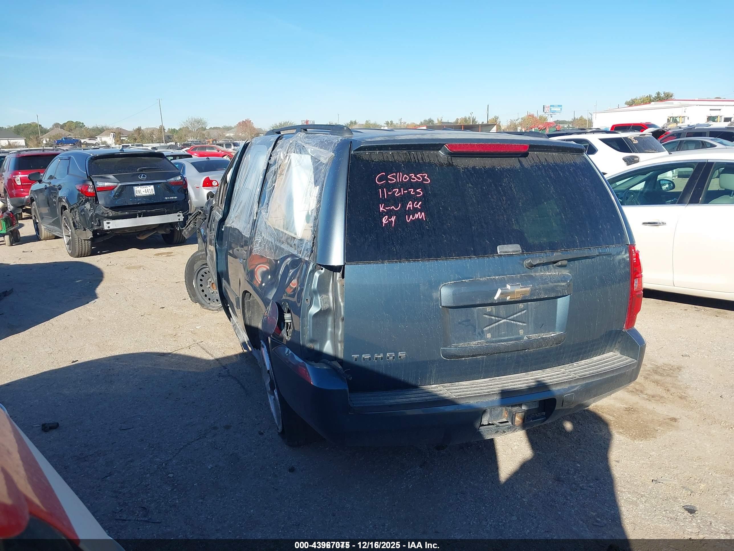 CHEVROLET TAHOE image 3