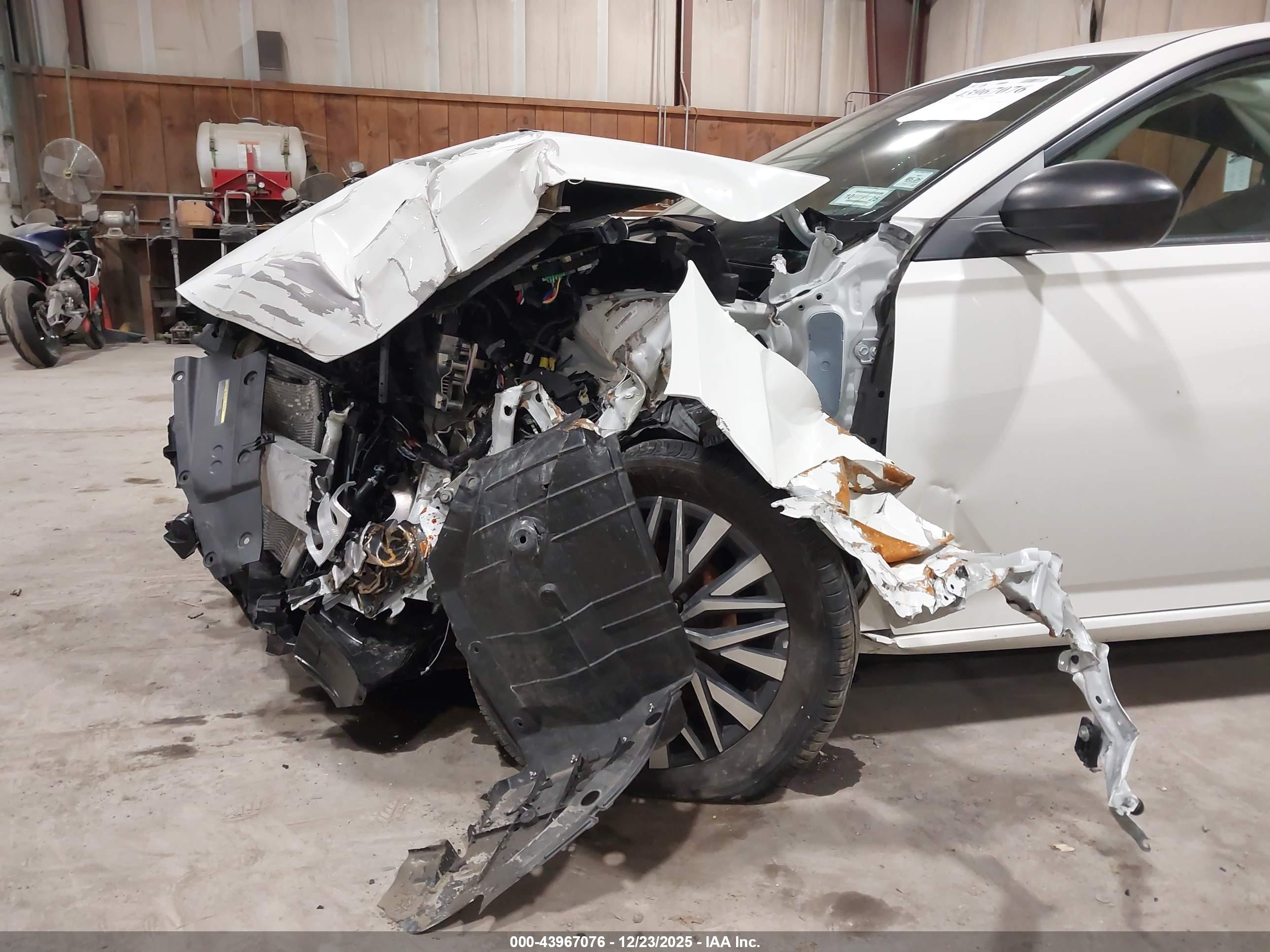 NISSAN ALTIMA image 6