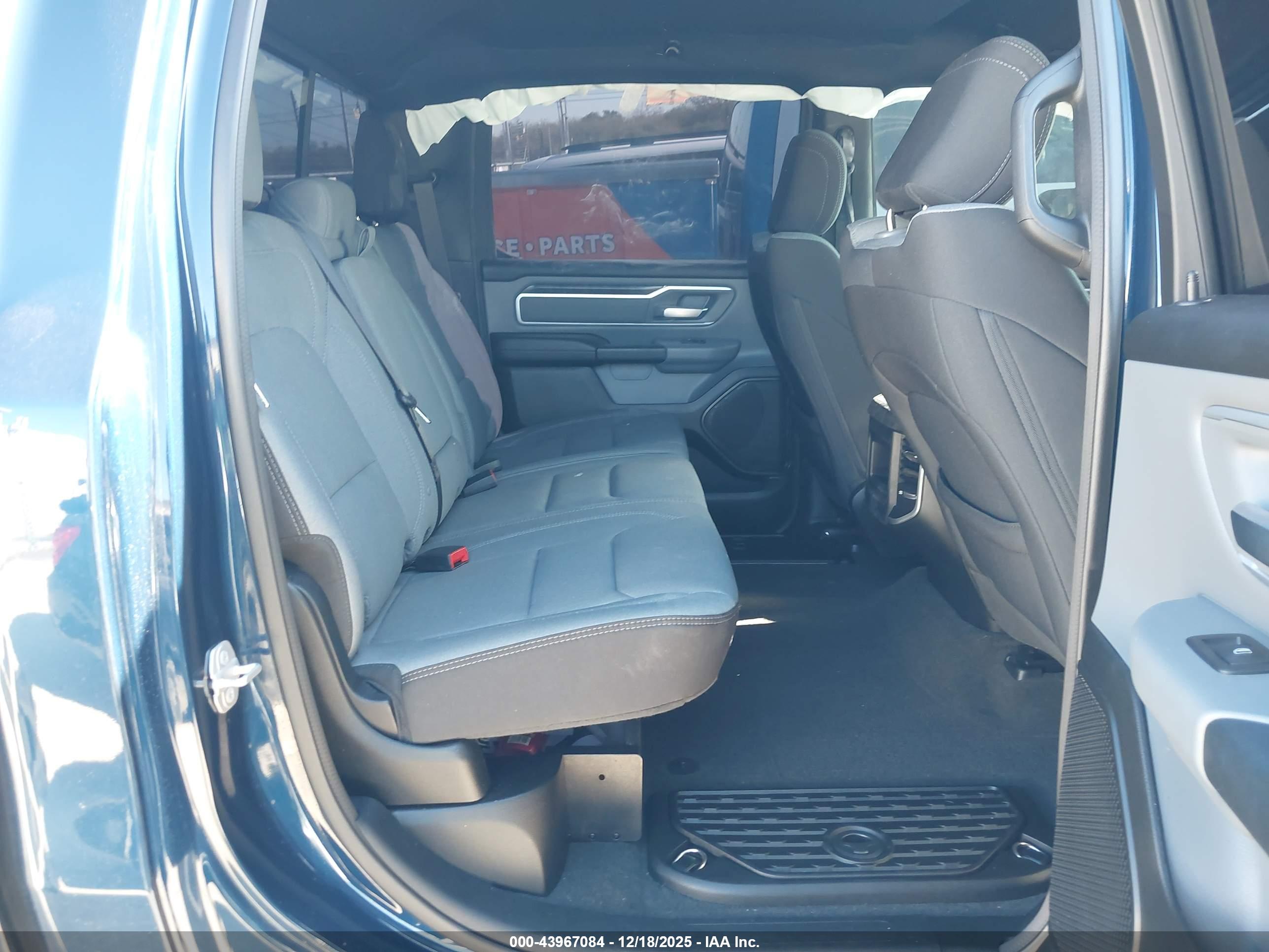 RAM 1500 image 8