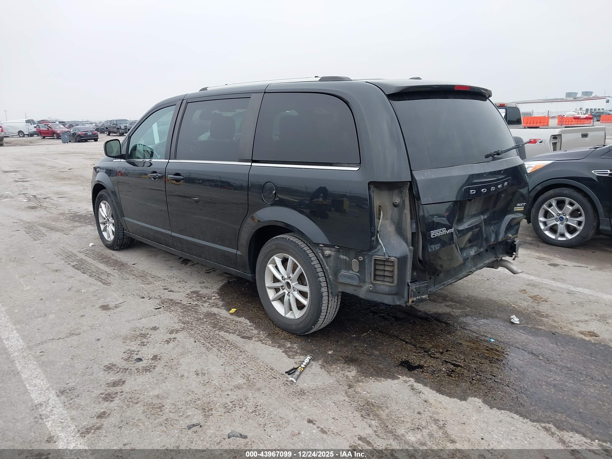 DODGE GRAND image 3