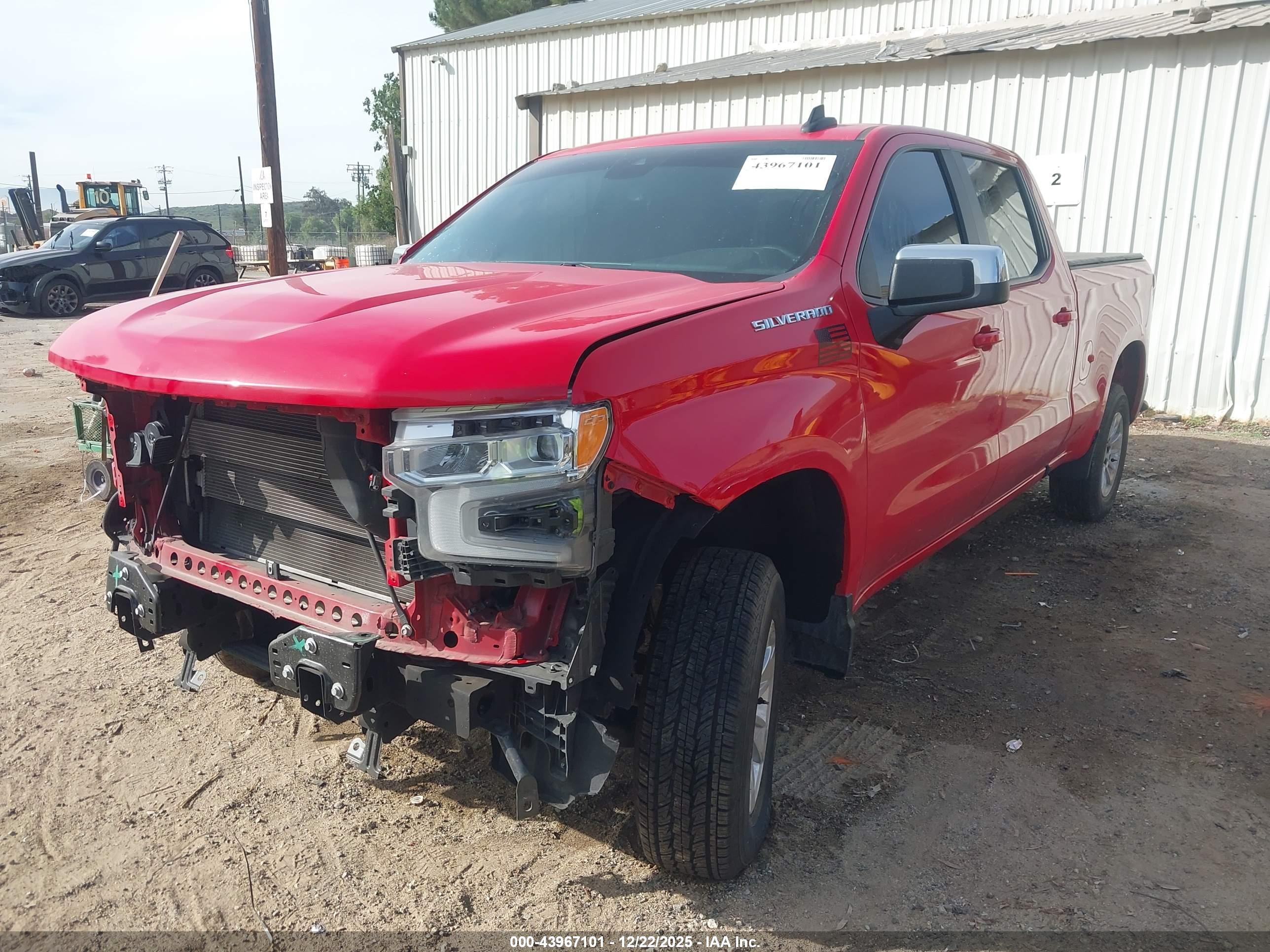 CHEVROLET SILVERADO image 2