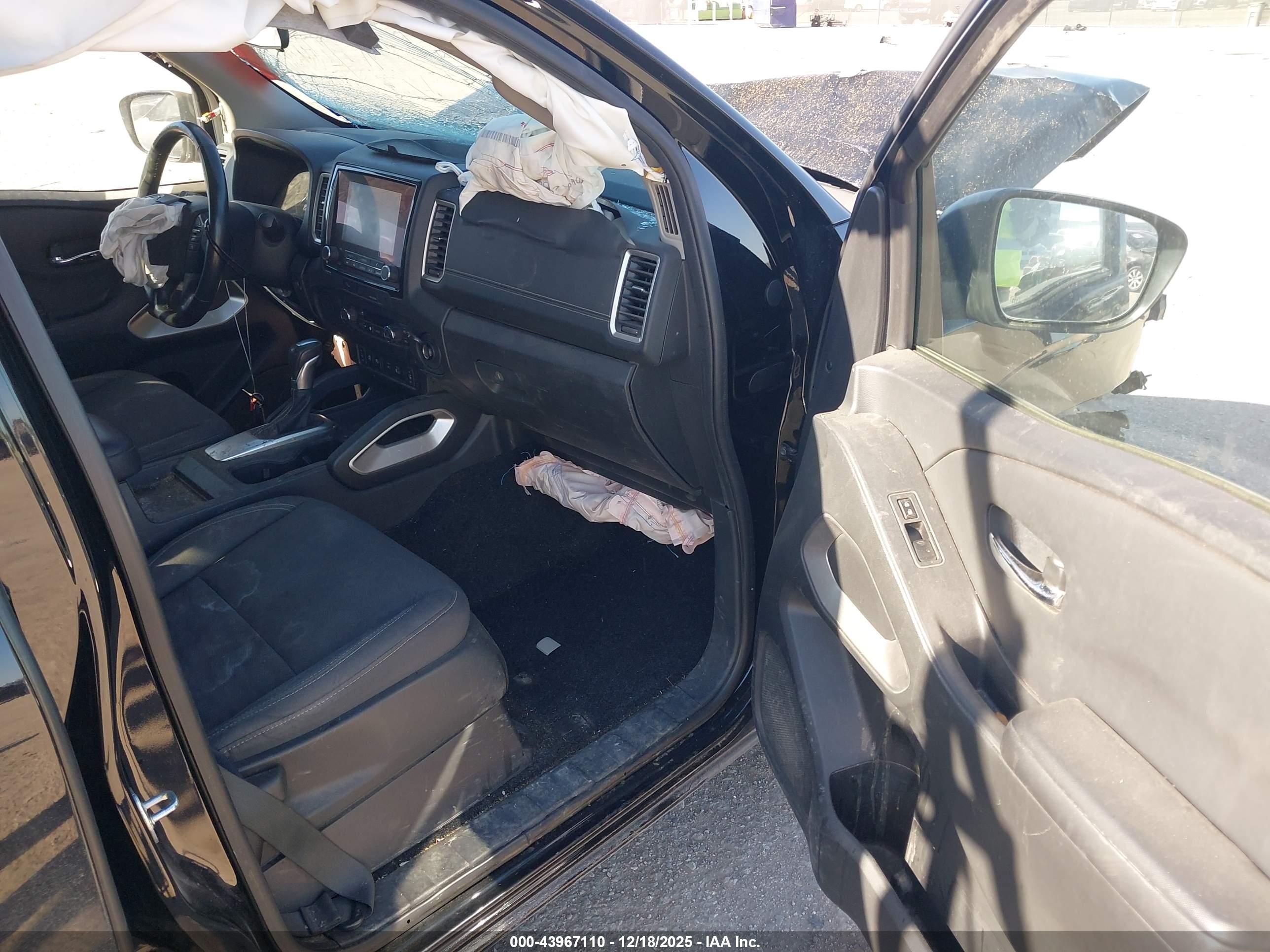 NISSAN FRONTIER image 5