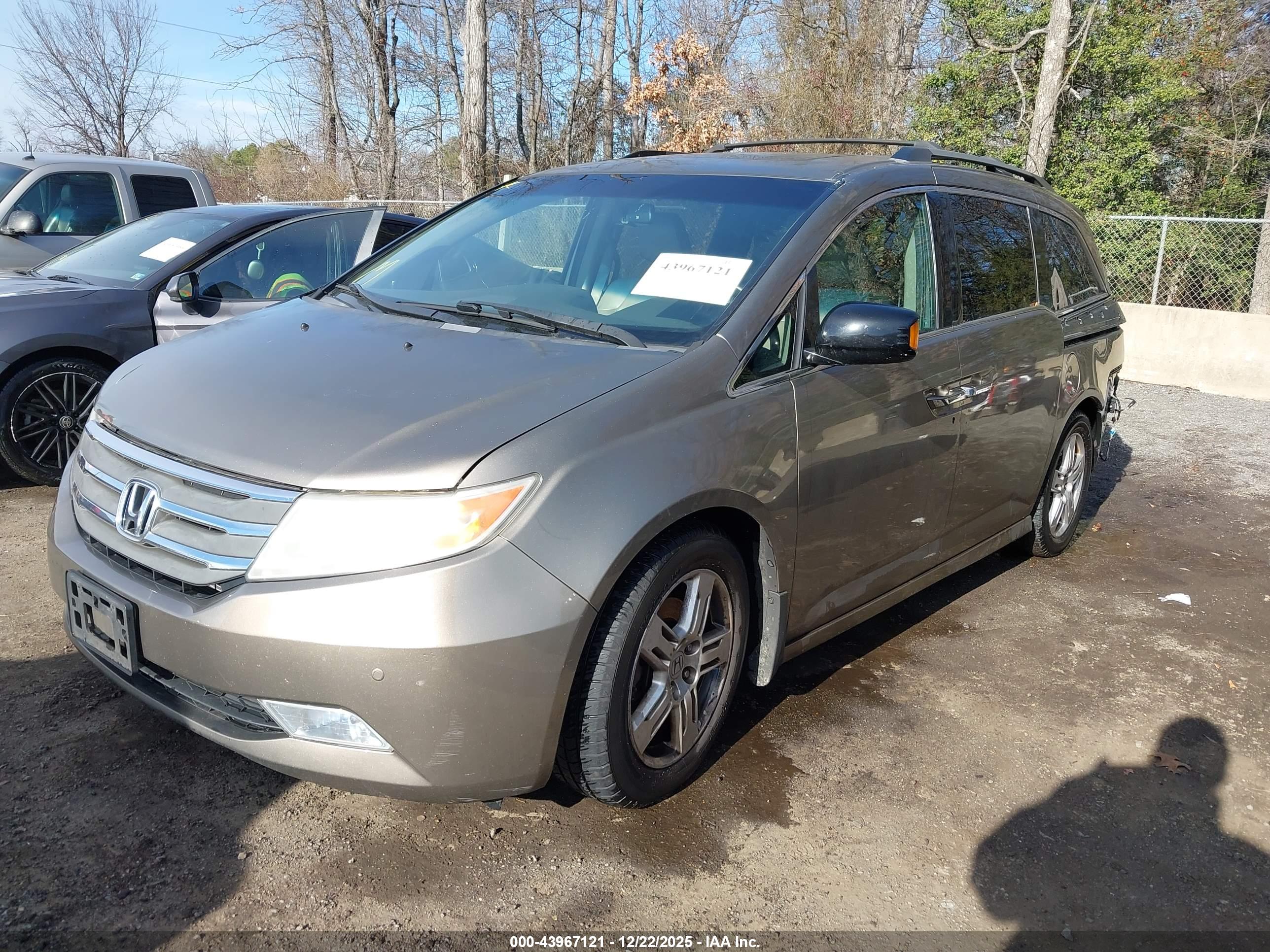 HONDA ODYSSEY image 2