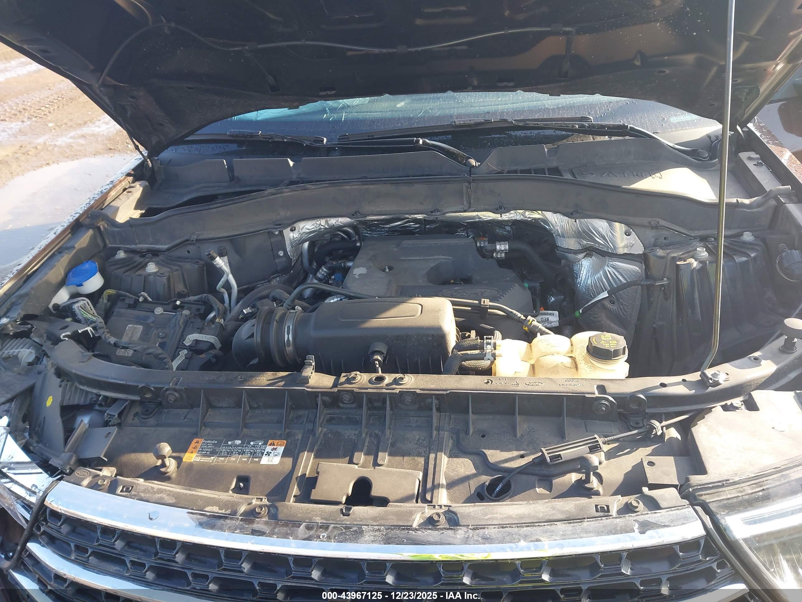FORD EXPLORER image 10