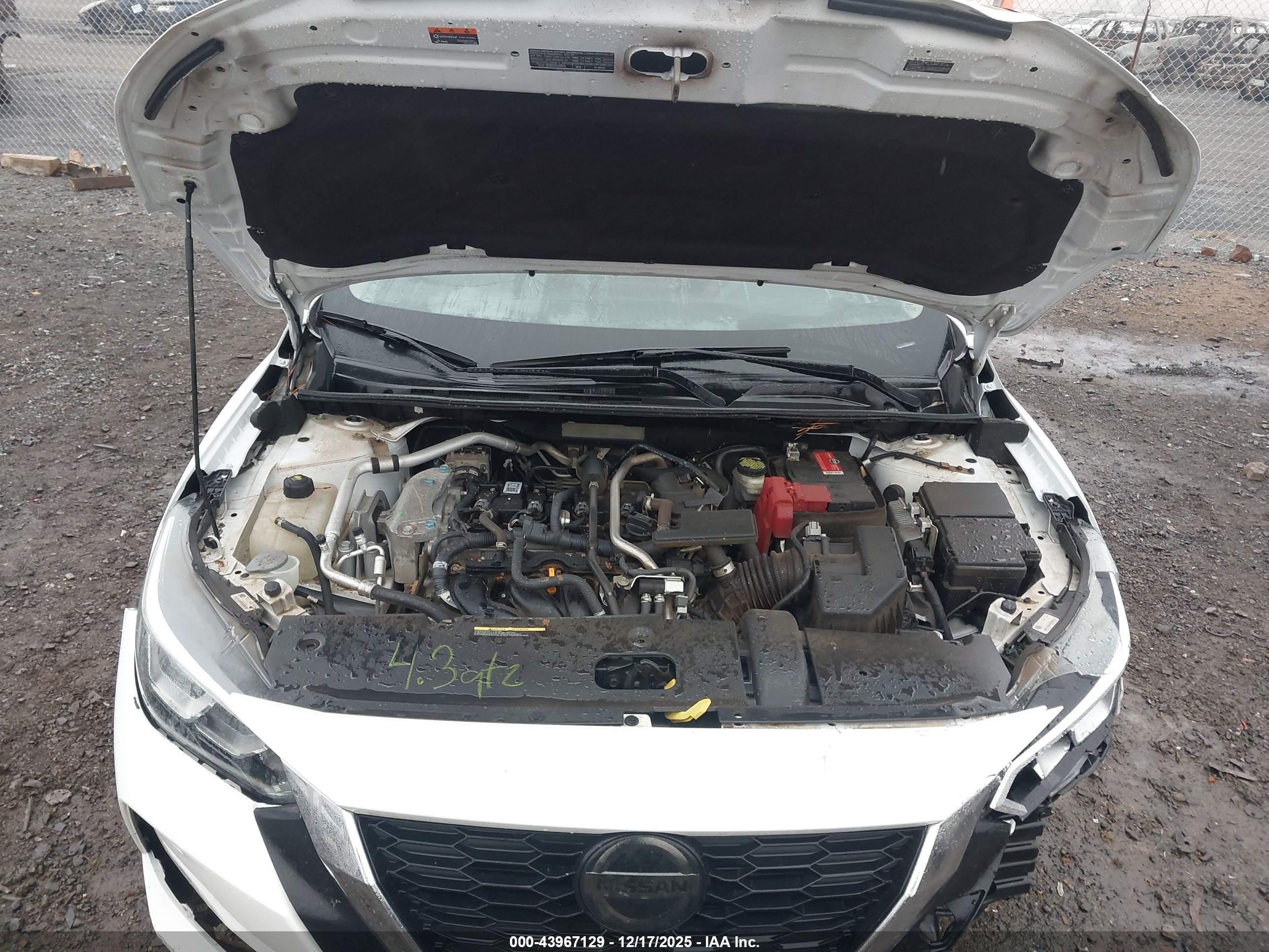 NISSAN SENTRA image 10
