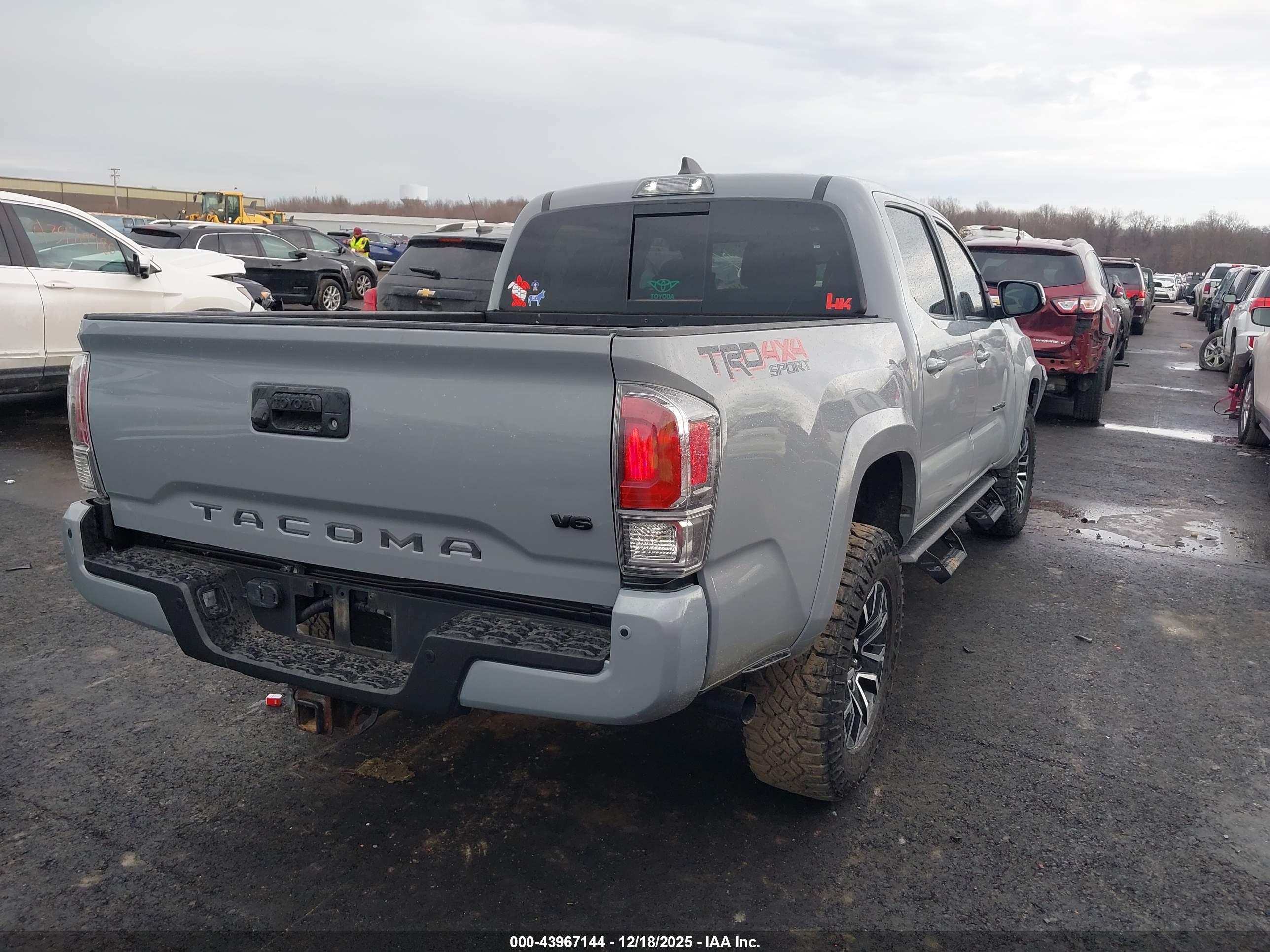 TOYOTA TACOMA image 4