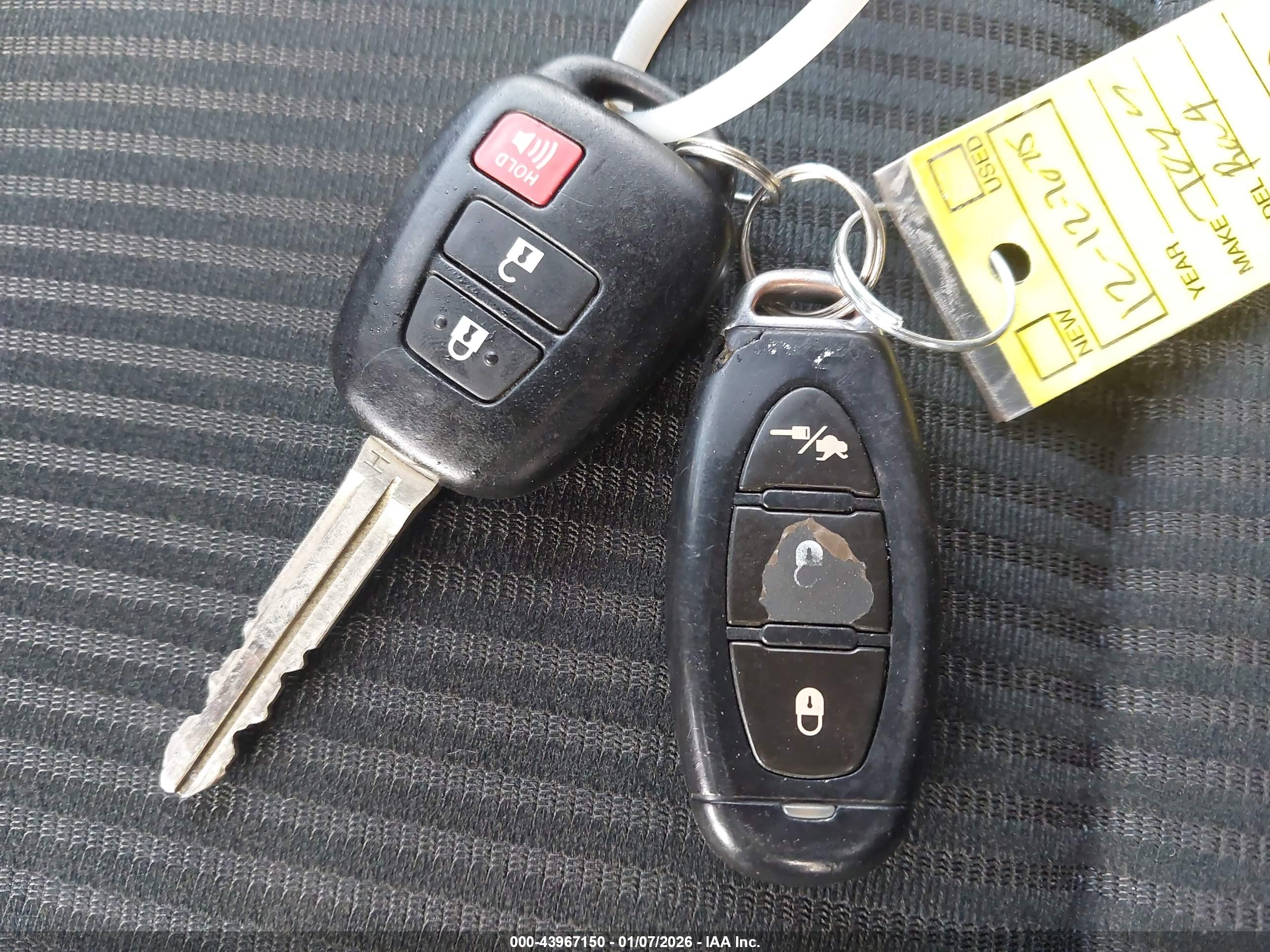TOYOTA RAV4 image 11