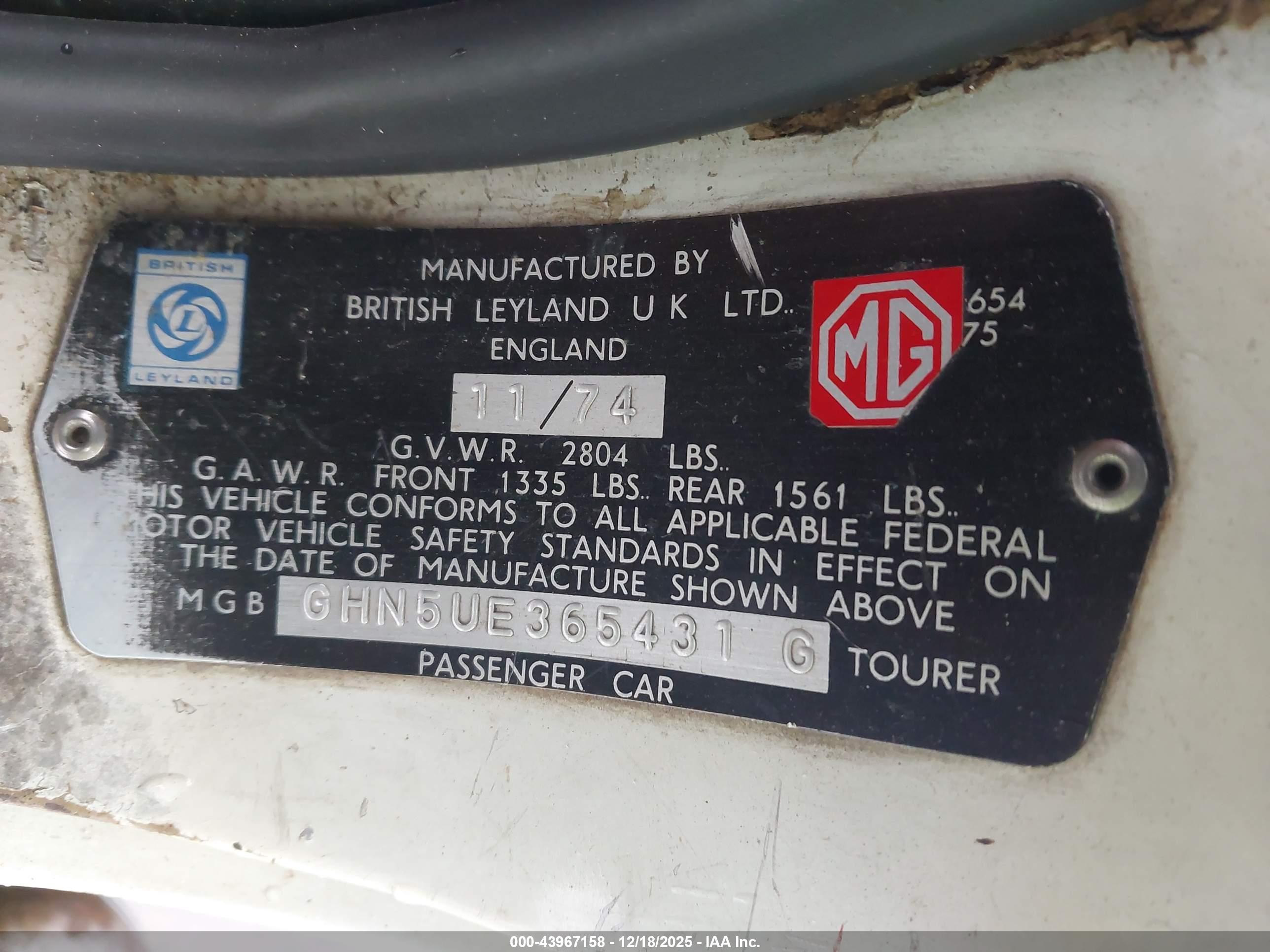 MG MGB image 9