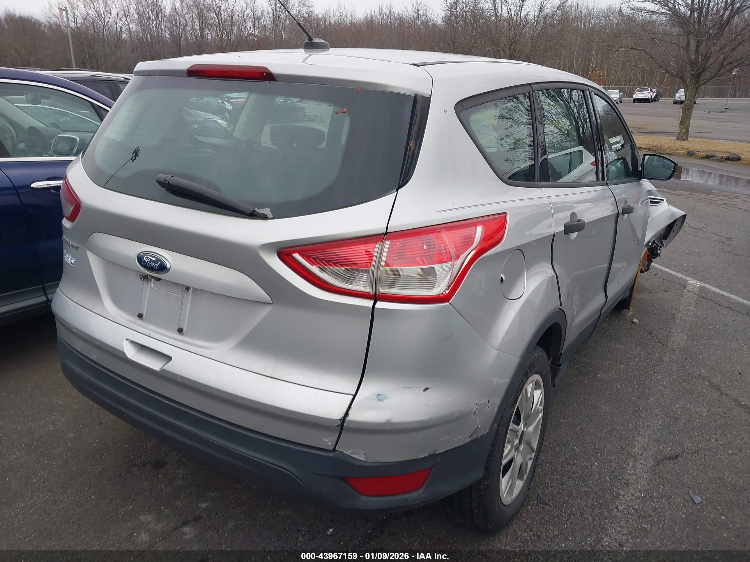 FORD ESCAPE image 4