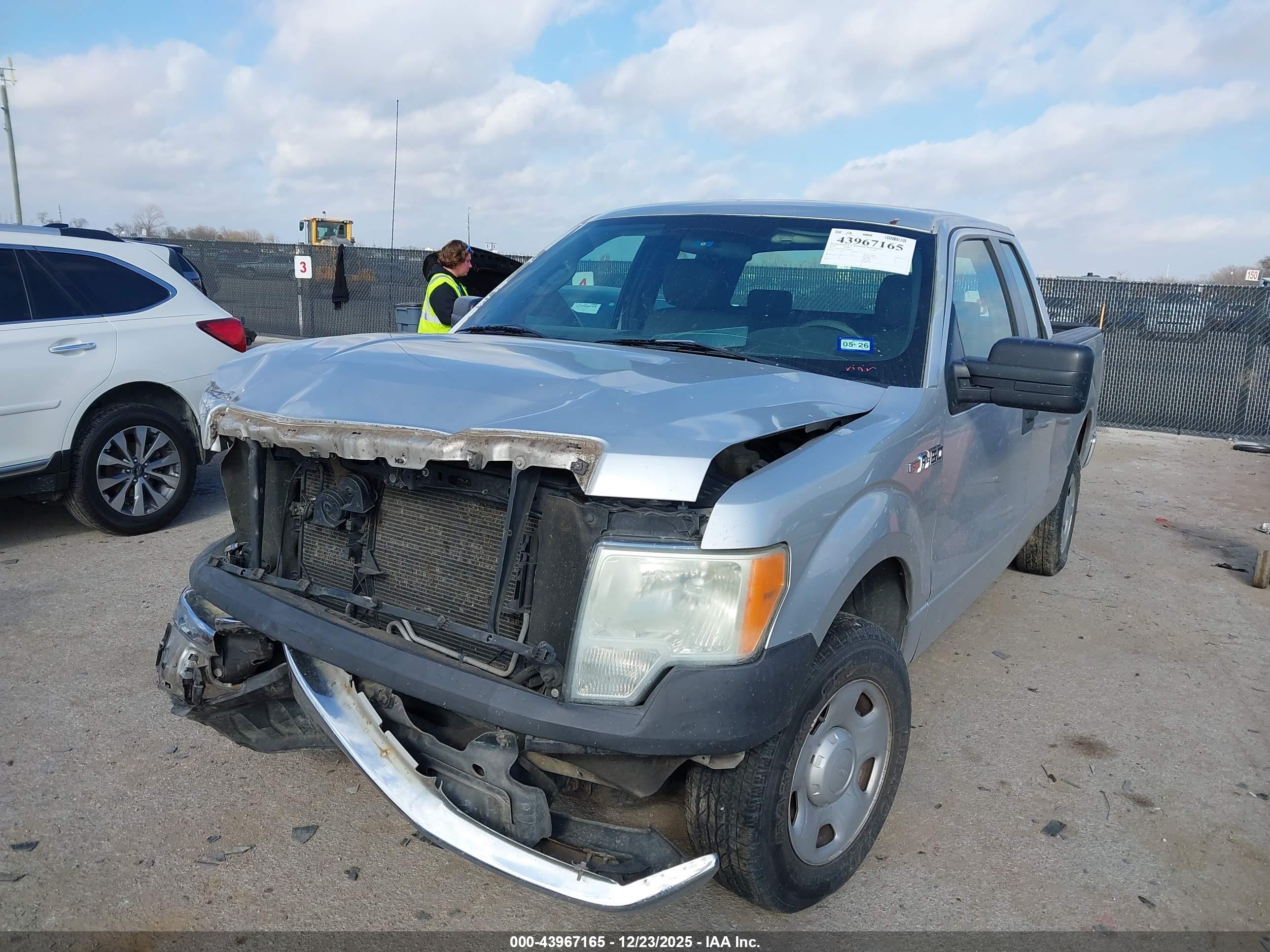 FORD F-150 image 2