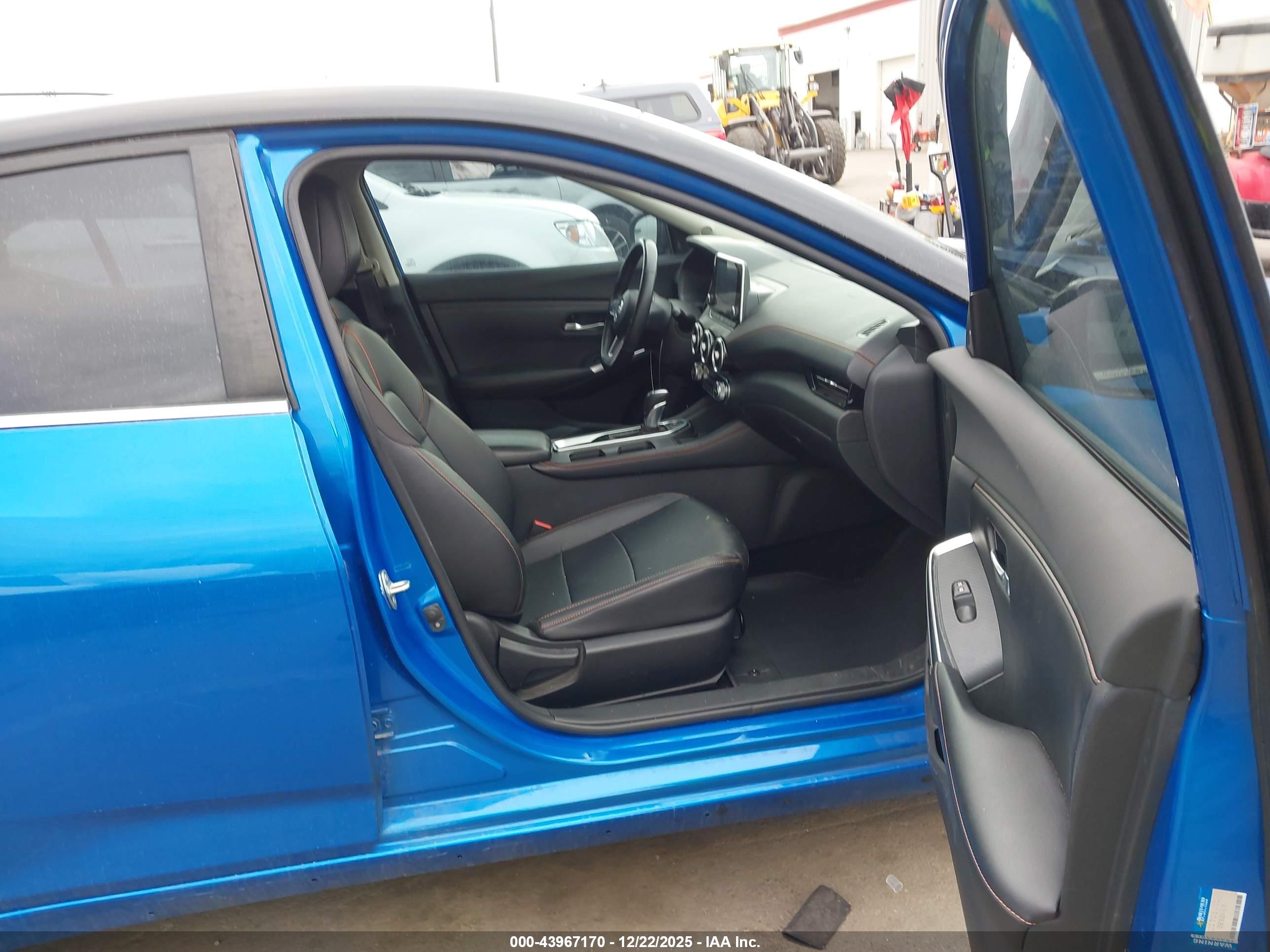 NISSAN SENTRA image 5