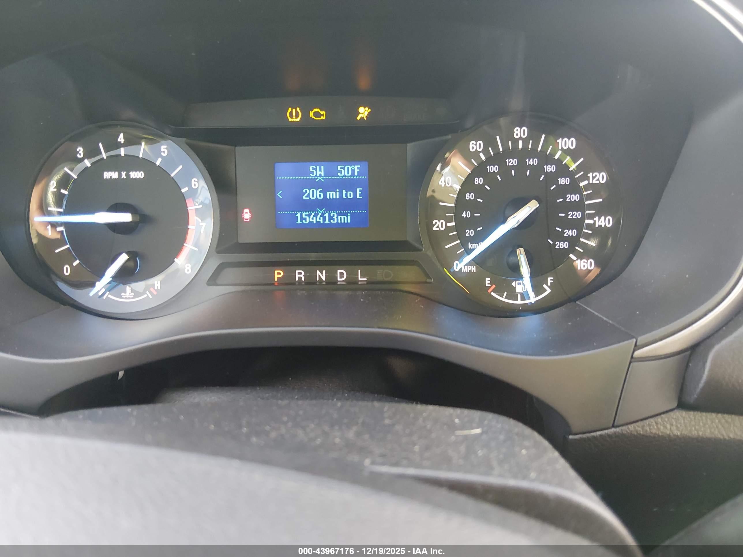 FORD FUSION image 7